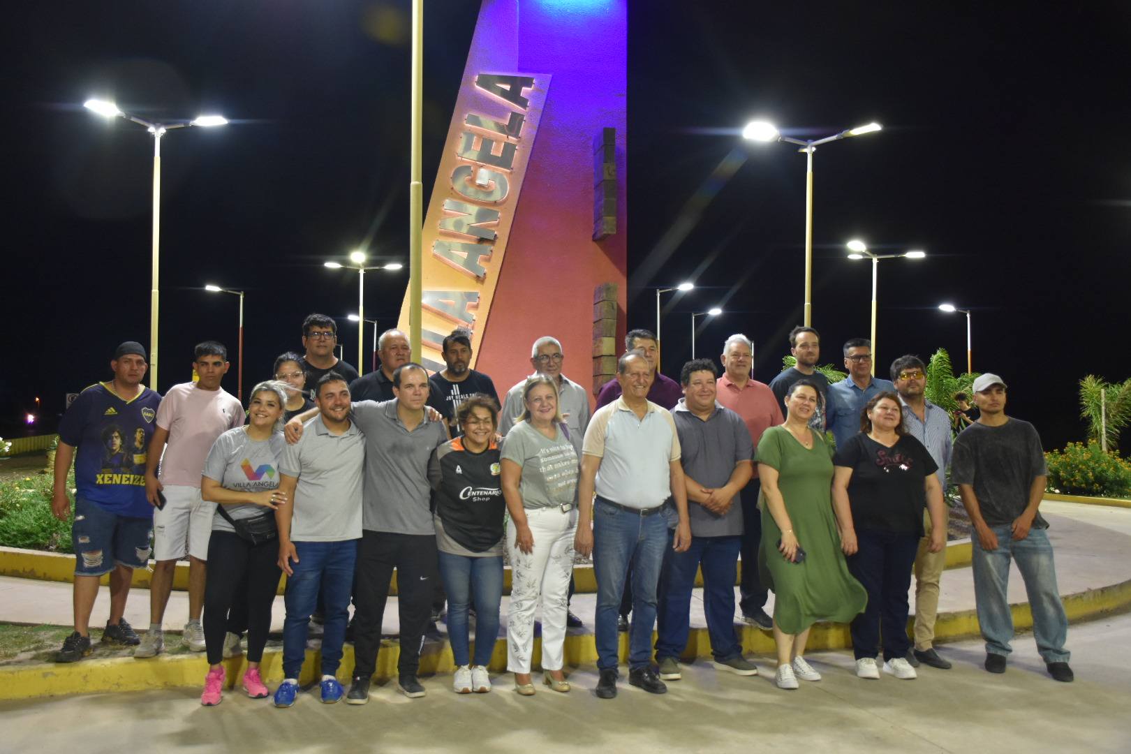 VILLA ÁNGELA INAUGURÓ LA ILUMINACIÓN DEL ACCESO NORTE CON UNA OBRA INTEGRAL QUE TRANSFORMA EL SECTOR