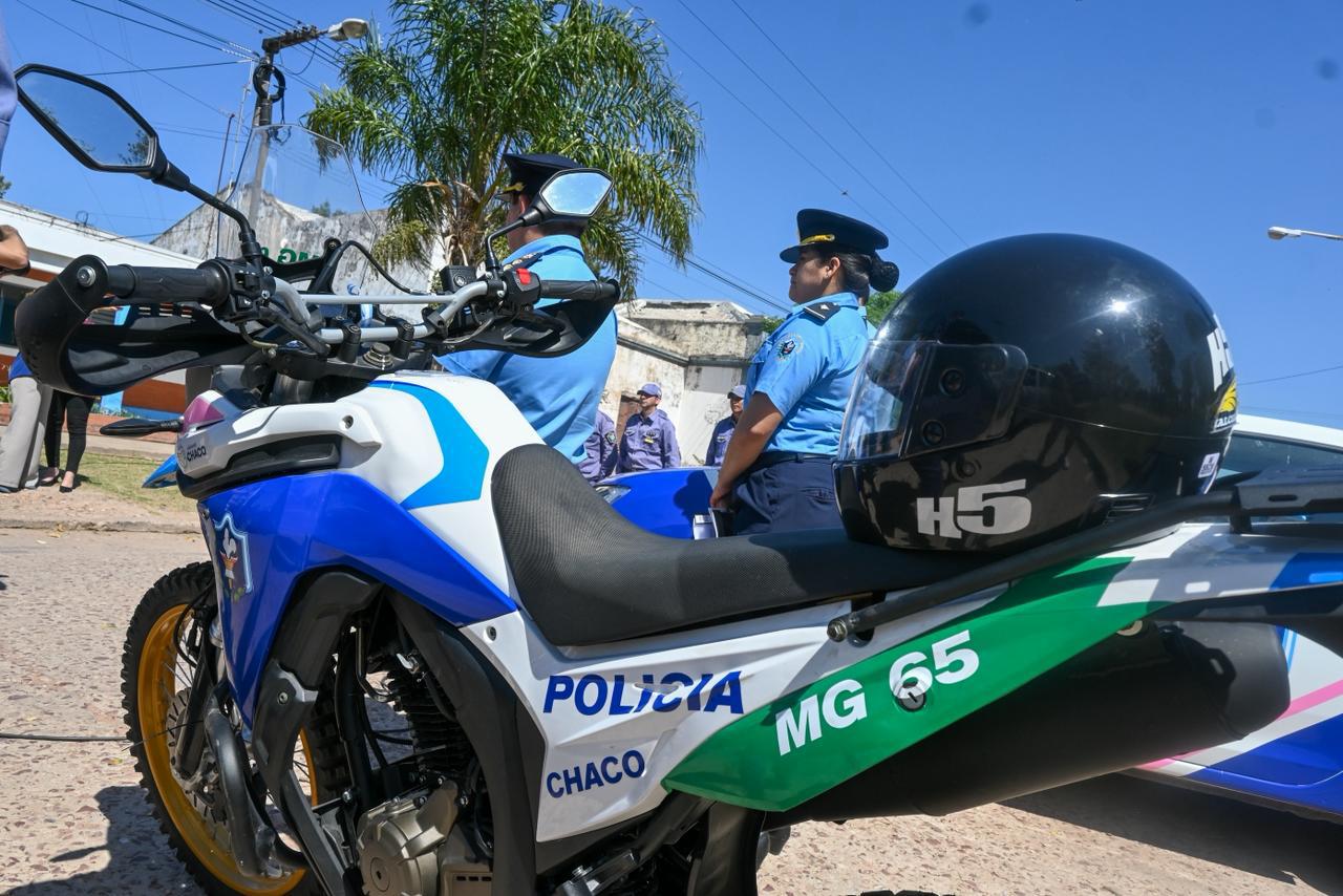 *PLAN PROVINCIAL DE URBANIZACIÓN: EL GOBERNADOR ZDERO INAUGURÓ MÁS Y NUEVAS CUADRAS DE PAVIMENTO EN LAS BREÑAS*