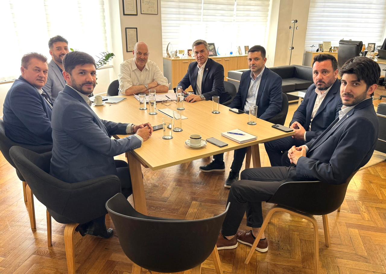 *ZDERO Y STURZENEGGER AVANZARON EN UNA AGENDA DE MODERNIZACIÓN Y FORTALECIMIENTO DEL SECTOR PRODUCTIVO*