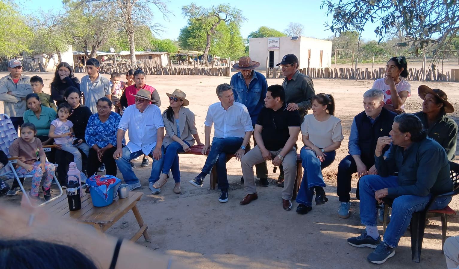 ZDERO CUMPLIÓ: LLEGÓ POR PRIMERA VEZ, EL AGUA POTABLE AL PARAJE EL CAUDILLO, EN EL IMPENETRABLE