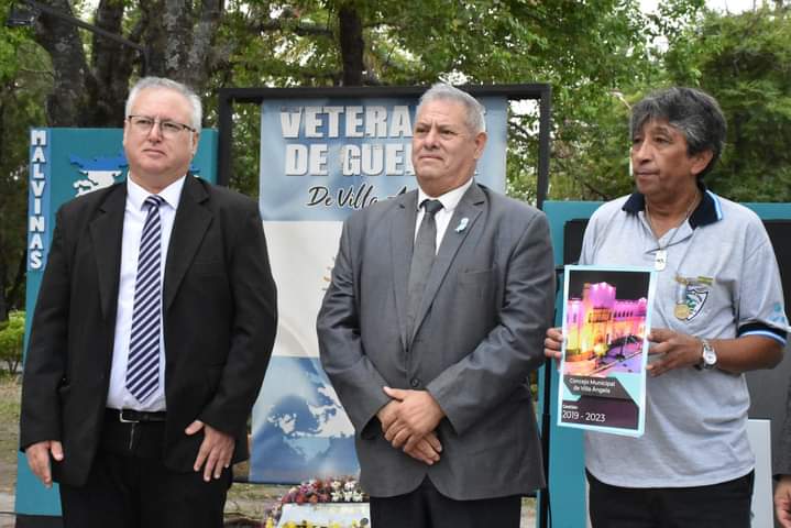 VILLA ÁNGELA CONMEMORA 42 AÑOS DE LA GUERRA DE MALVINAS