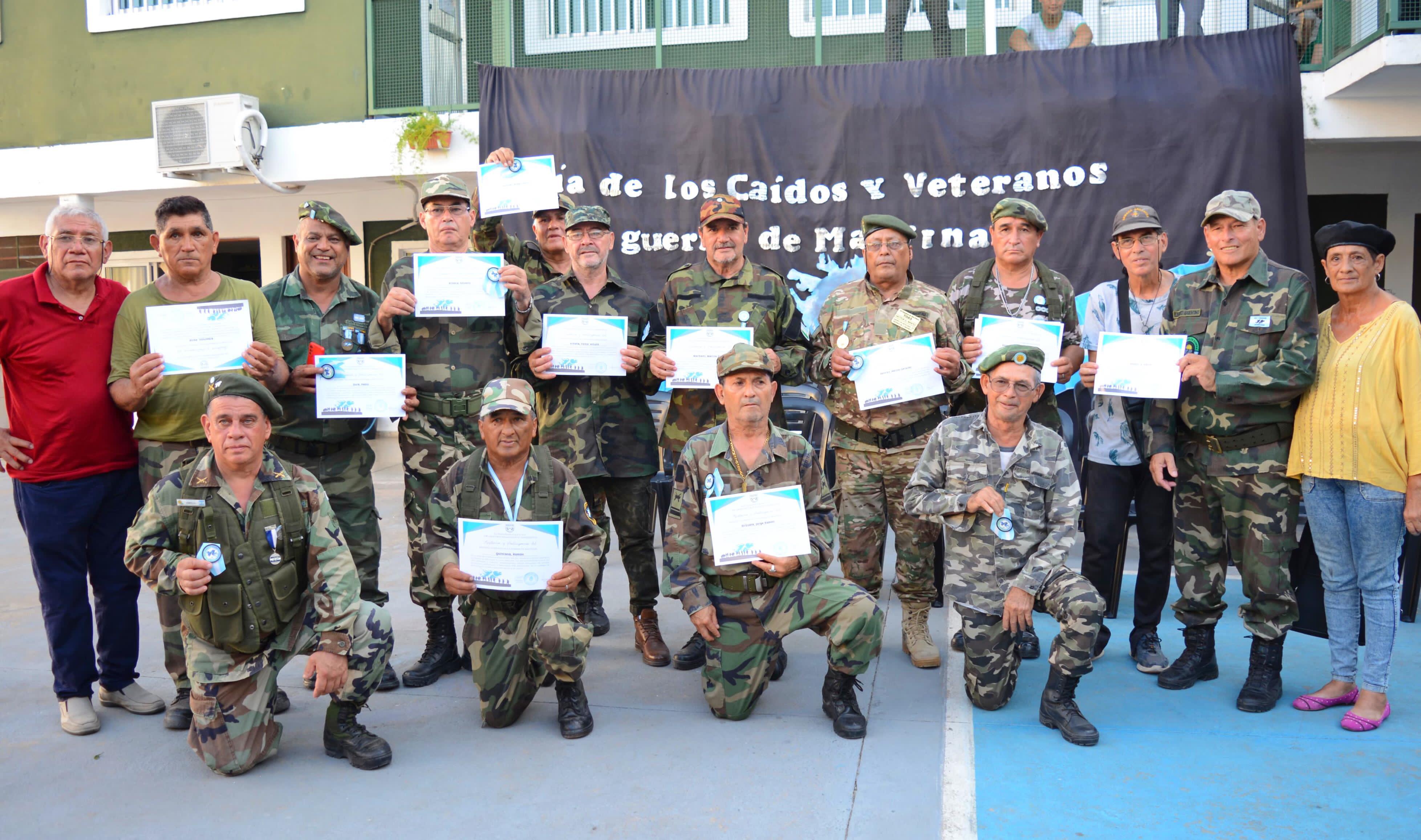 *EL GOBIERNO PROVINCIAL PARTICIPÓ DE UN HOMENAJE A  HÉROES DE MALVINAS EN LA UEGP N°6*