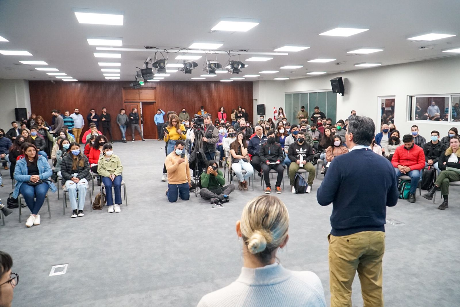 *MÁS INCLUSIÓN DIGITAL: EL GOBIERNO ENTREGÓ COMPUTADORAS A BENEFICIARIOS Y BENEFICIARIAS DEL PROGRAMA*