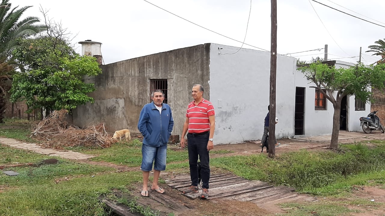 VILLA ANGELA: PAPP RECORRIÓ EL RIPIO DE AVENIDA ALEM Y DIALOGÓ CON LOS VECINOS