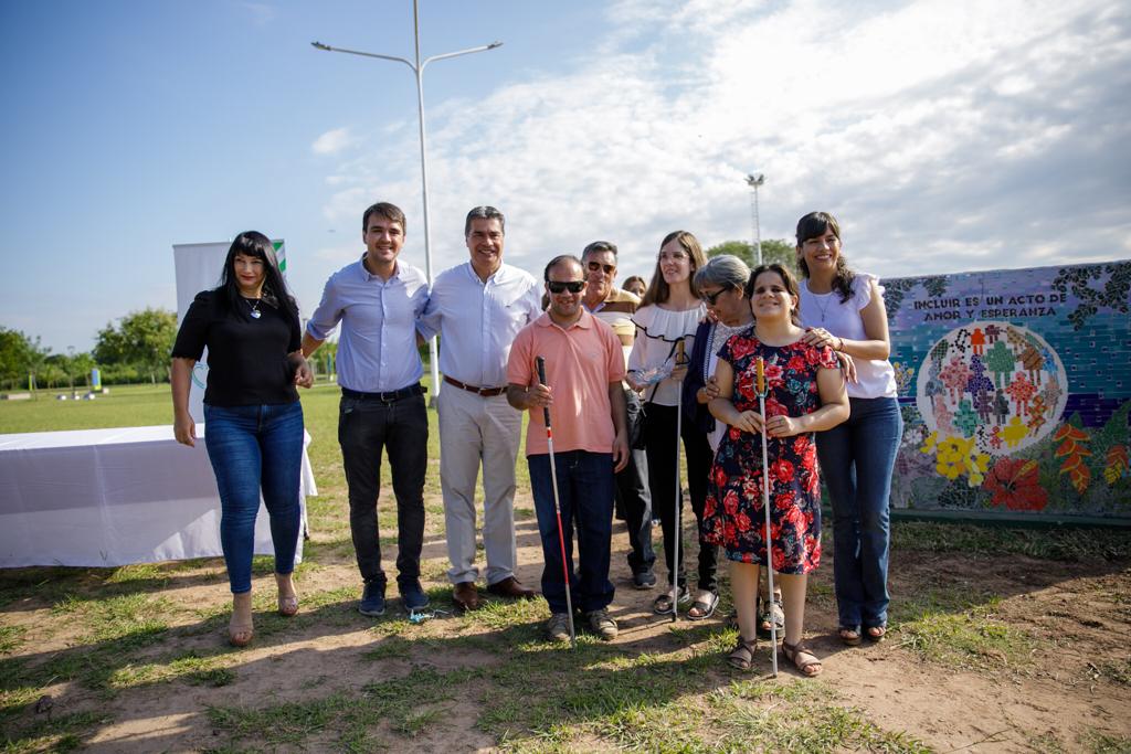 *DÍA DE LAS PERSONAS CON DISCAPACIDAD: EL GOBIERNO ENTREGÓ EQUIPAMIENTO, HOMENAJEÓ A INSTITUCIONES E INAUGURÓ UN MURAL