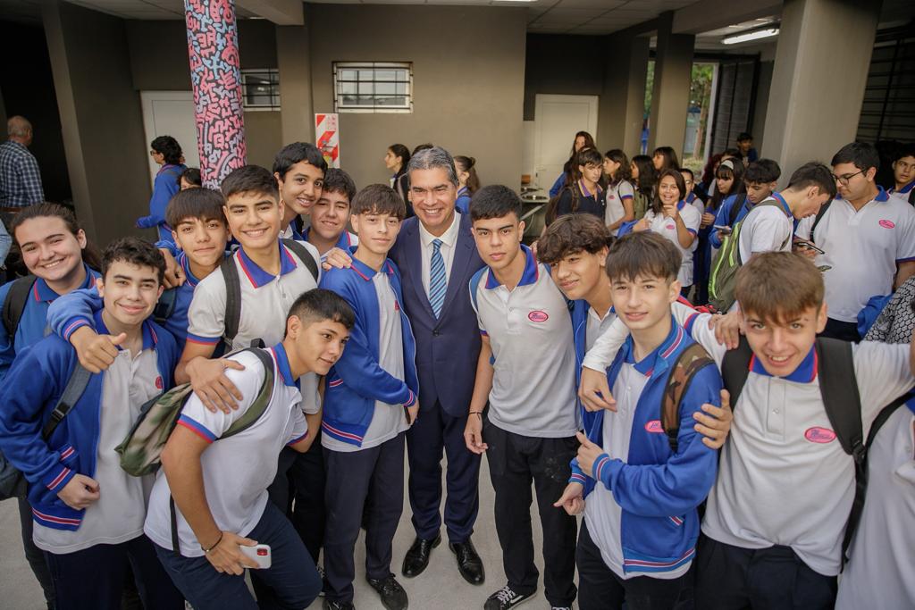 *CAPITANICH INAUGURÓ EL NUEVO EDIFICIO DEL COLEGIO ESTRADA Y DESTACÓ EL TRABAJO DE LA COMUNIDAD EDUCATIVA EN EL FUTURO DE LAS Y LOS ESTUDIANTES*