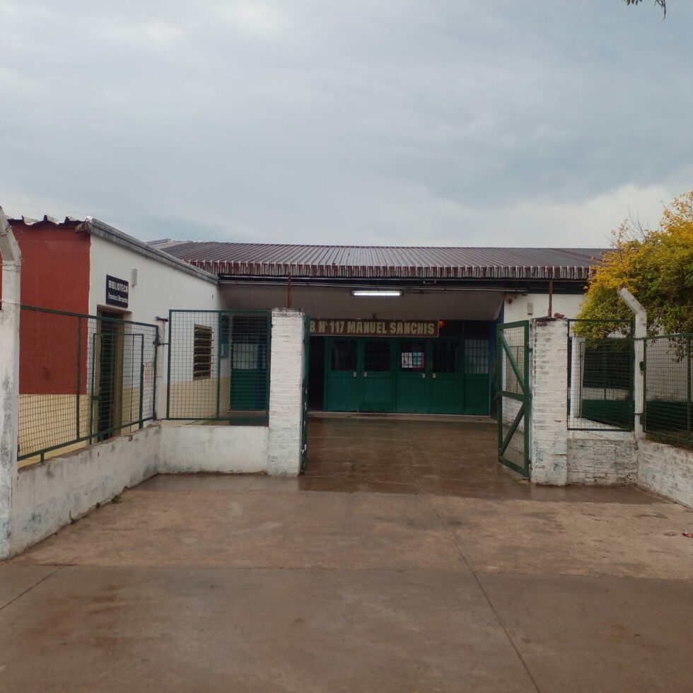 *EL GOBIERNO LICITÓ LA OBRA  DE LA ESCUELA PRIMARIA Nº 117 DE RESISTENCIA