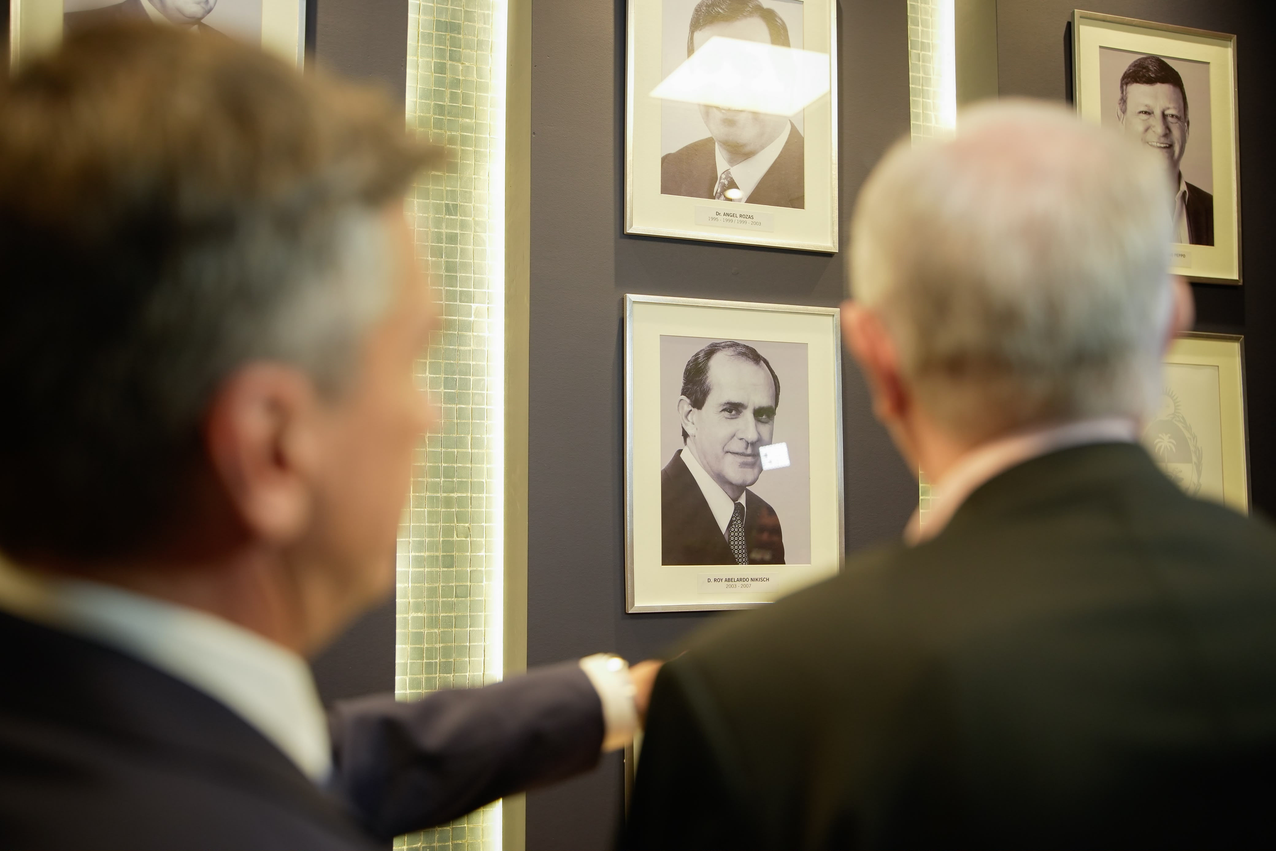 *GALER&Iacute;A DE LOS GOBERNADORES: LA HISTORIA CONSTITUCIONAL DEL CHACO TIENE SU LUGAR EN CASA DE GOBIERNO*