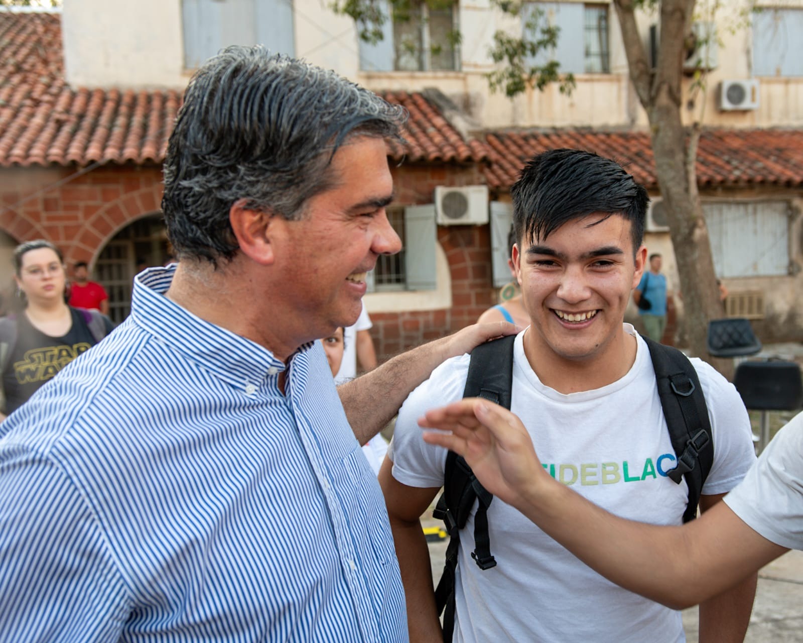 _*CONSTRUIR FUTURO:*_ *CAPITANICH ENTREGÓ 992 TARJETAS DE AYUDA ECONÓMICA A ESTUDIANTES UNIVERSITARIOS*