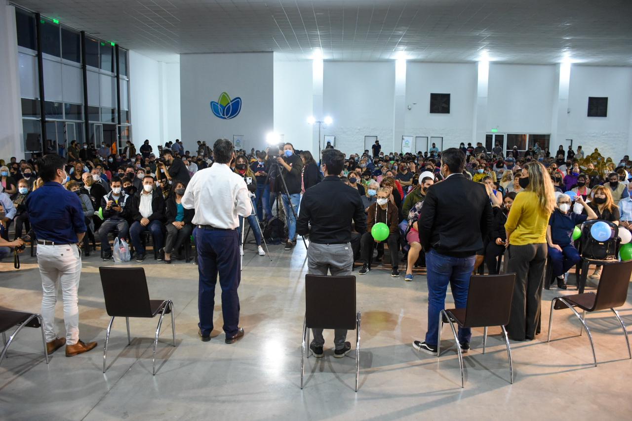 EL IPDUV ENTREGÓ TÍTULOS DE PROPIEDAD A 549 FAMILIAS DE SÁENZ PEÑA