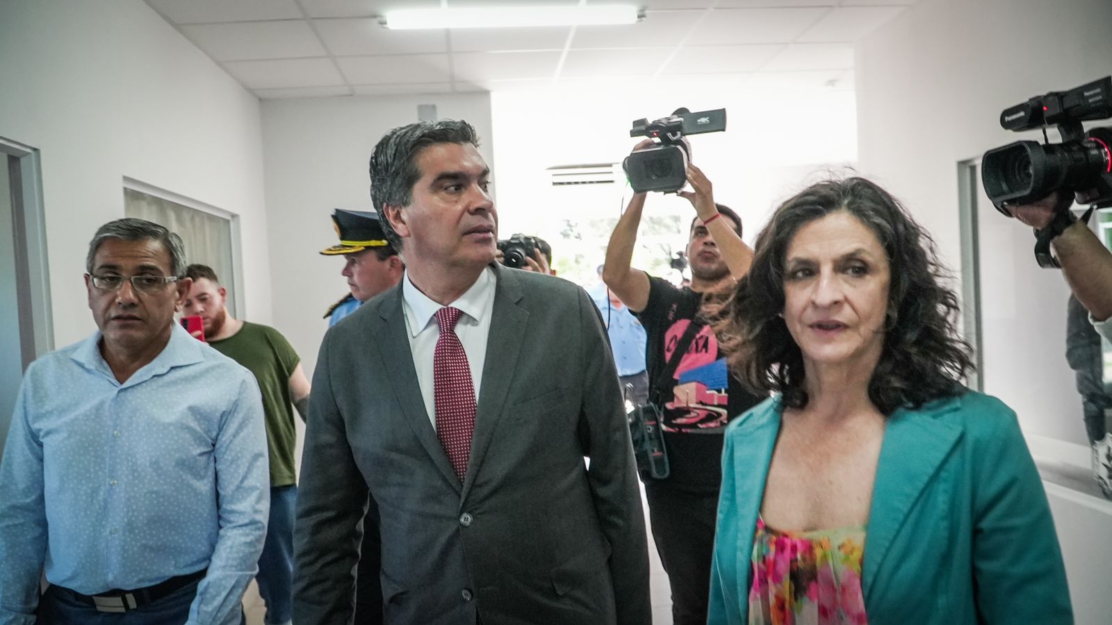 *EL GOBIERNO HABILITÓ LAS REFACCIONES DEL DEPARTAMENTO 911 DE SÁENZ PEÑA*