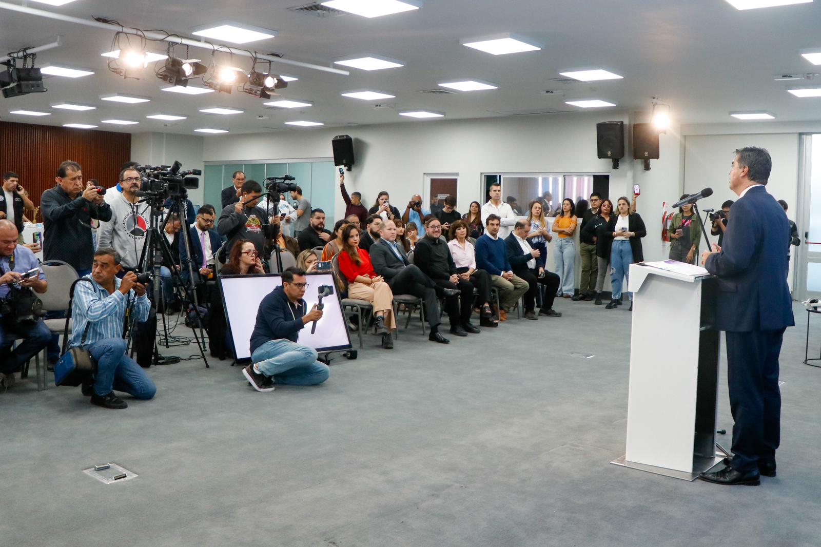 *EN EL DÍA DE LA Y EL PERIODISTA, *CAPITANICH LLAMÓ A DEFENDER LA DEMOCRACIA GARANTIZANDO LA LIBERTAD DE EXPRESIÓN*