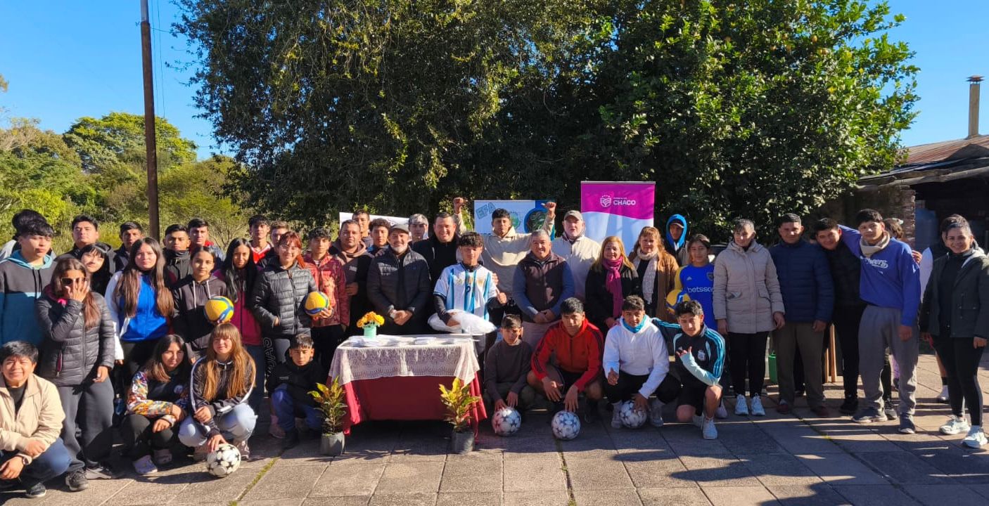 *EL GOBIERNO PROVINCIAL ENTREG&Oacute; HERRAMIENTAS, INSUMOS Y ELEMENTOS DEPORTIVOS A LA EFA N.&ordm; 269 &ldquo;RENACER CAMPESINO&rdquo;*