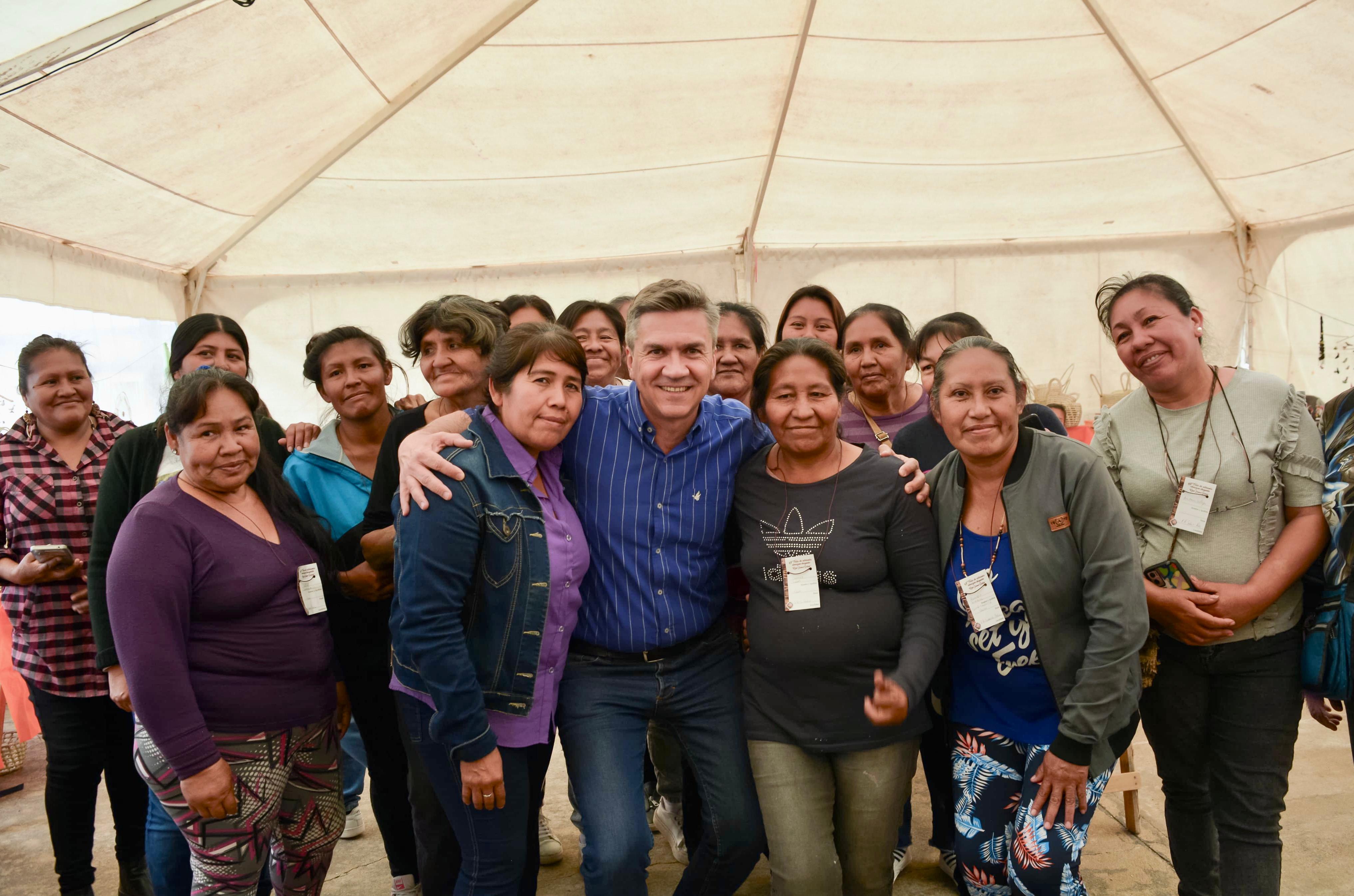 QUITILIPI: EL GOBERNADOR ZDERO ACOMPAÑÓ HOY LA 47º FERIA DE ARTESANÍA ABORIGEN CHAQUEÑA “RENÉ JAMES SOTELO”