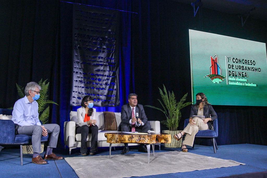 EL GOBERNADOR ABRIÓ EL 1° CONGRESO URBANÍSTICO DEL NEA "HACIA CIUDADES SOSTENIBLES E INCLUSIVAS"