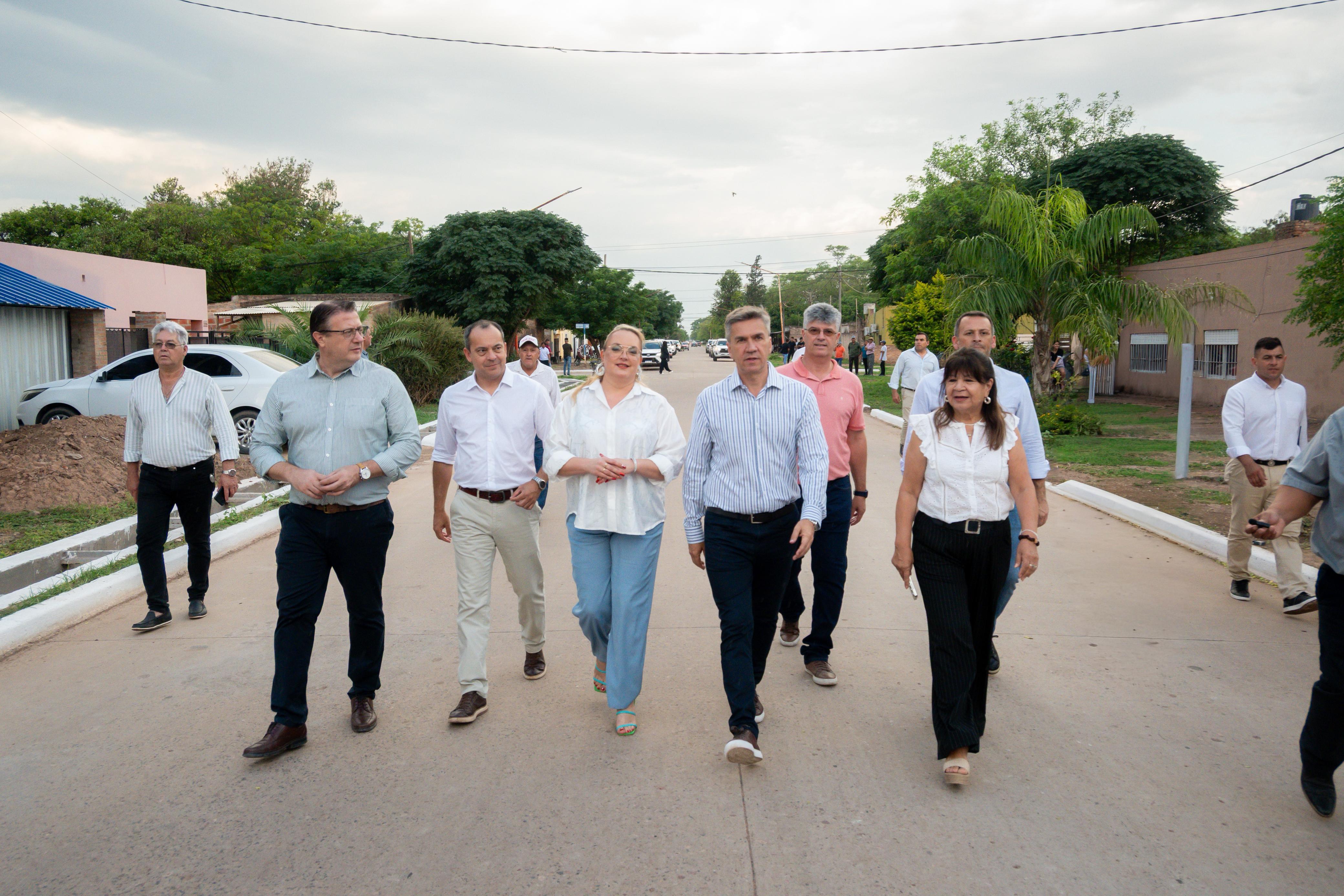 *OBRAS QUE TRANSFORMAN: NUEVAS CUADRAS DE PAVIMENTO, DESAG&Uuml;ES Y M&Aacute;S CONECTIVIDAD PARA PAMPA DEL INFIERNO*