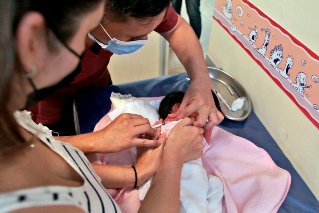 COVID-19: SALUD COMENZÓ LA APLICACIÓN DE REFUERZOS EN POBLACIÓN PEDIÁTRICA Y ADOLESCENTE