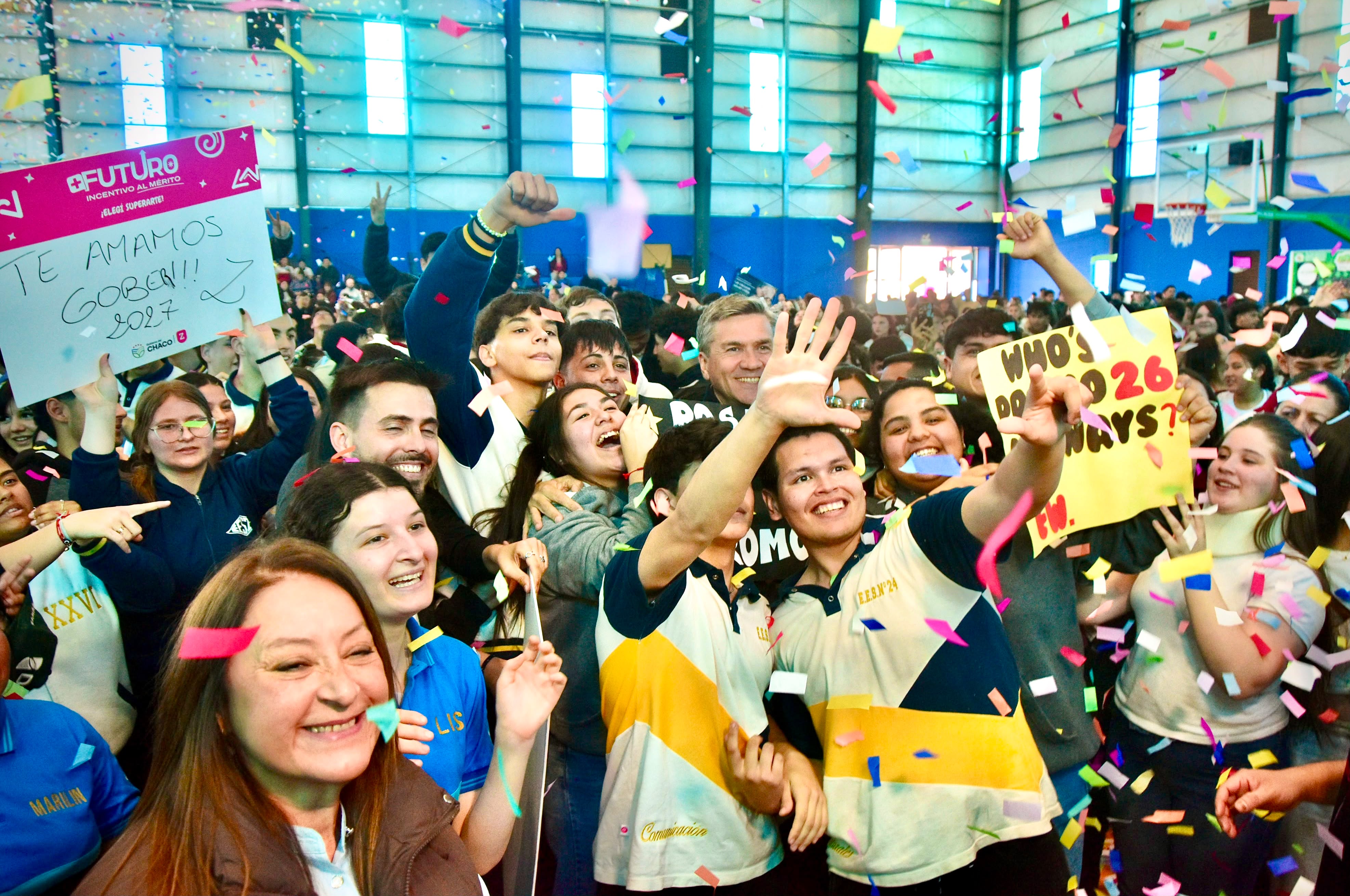 *+FUTURO LLEG&Oacute; A VILLA &Aacute;NGELA: EL CHACO RECONOCE A LOS QUE ESTUDIAN Y SE ESFUERZAN*