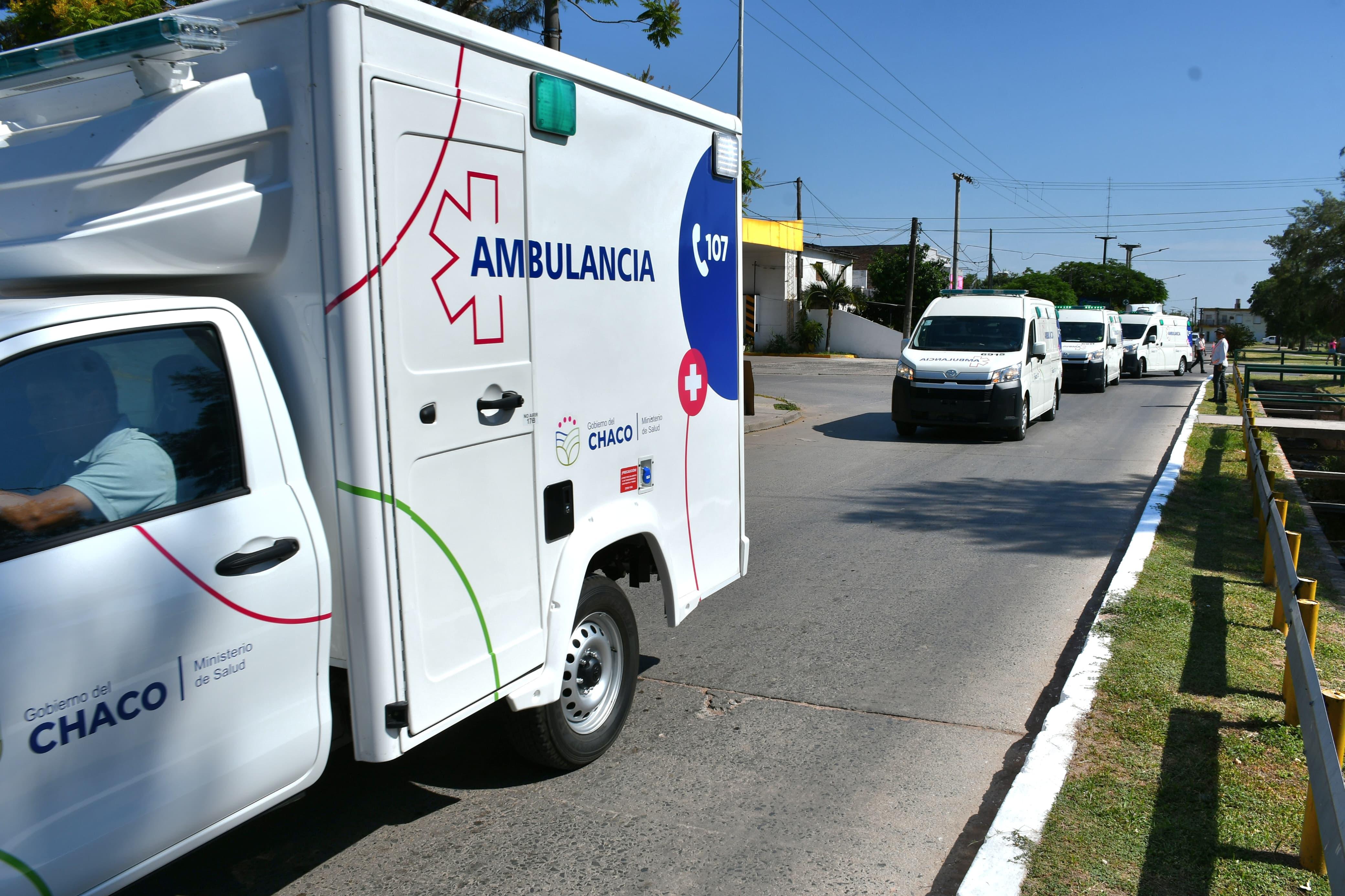 *EL GOBERNADOR ZDERO ENTREGÓ NUEVAS AMBULANCIAS PARA LOS HOSPITALES DE TACO POZO, QUITILIPI, SÁENZ PEÑA Y PAMPA DEL INFIERNO*