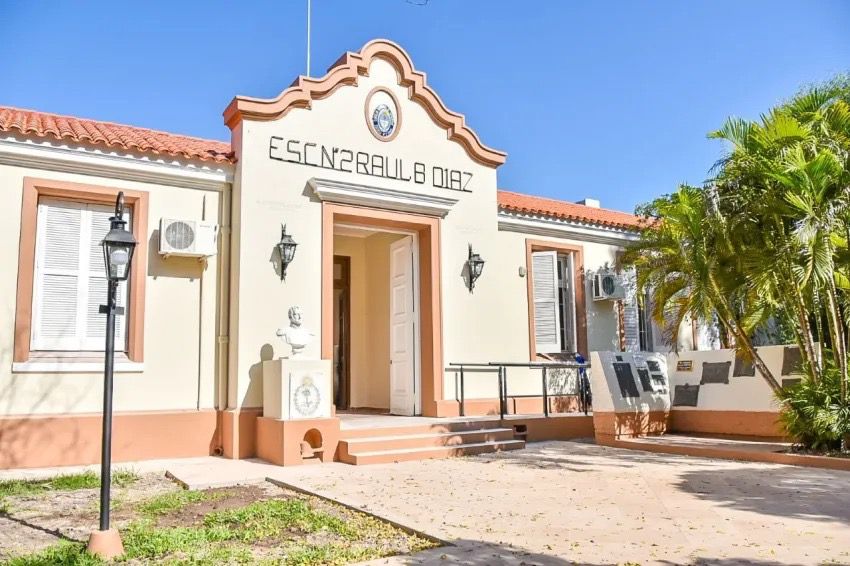 *EDUCACIÓN Y SALUD ACTIVARON EL PROTOCOLO SANITARIO ANTE POSIBLE CASO DE MENINGITIS DE UN ESTUDIANTE*