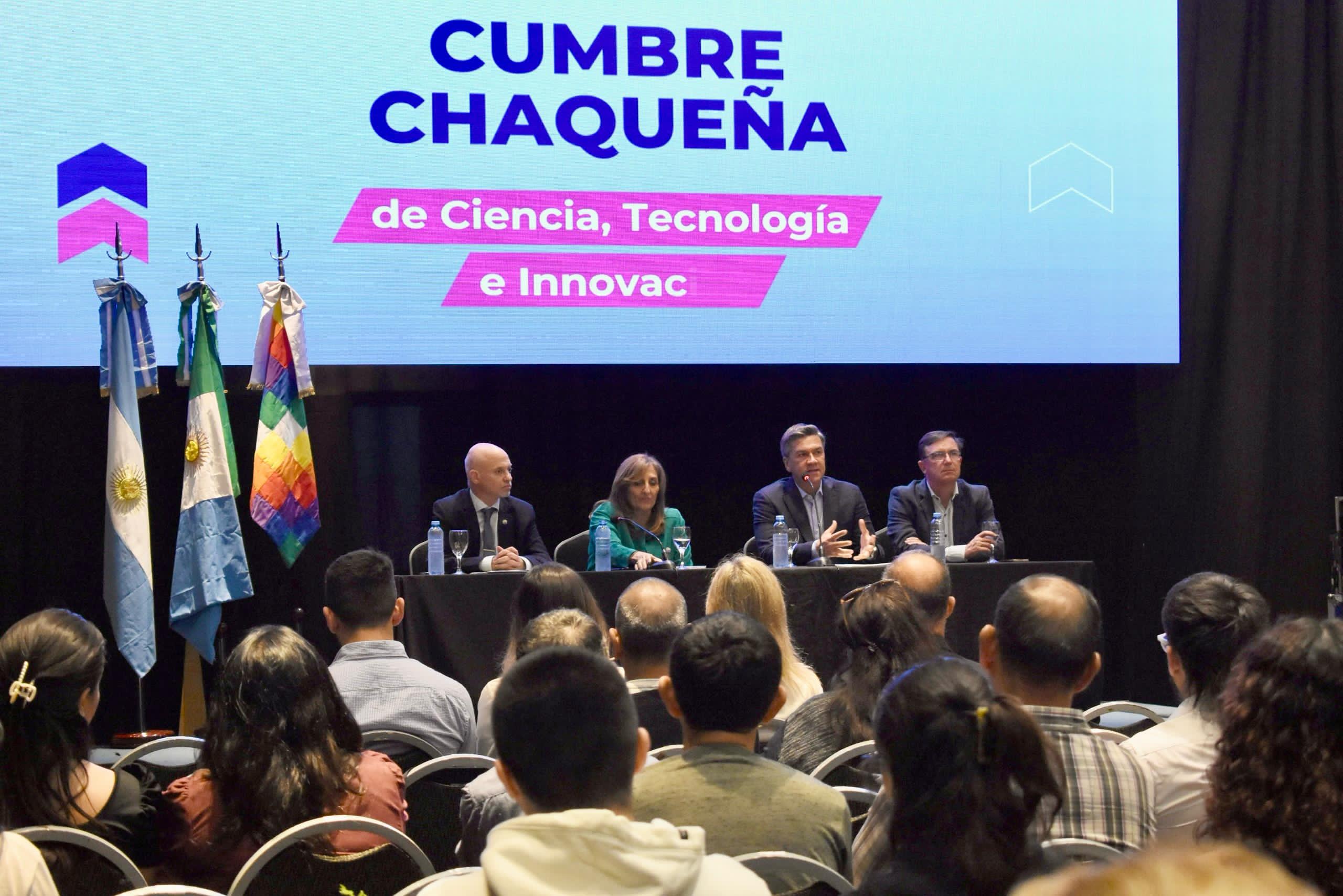 *ESTA TARDE: EL GOBERNADOR ZDERO ACOMPAÑÓ EL CIERRE DE LA II CUMBRE CHAQUEÑA DE CIENCIA, TECNOLOGÍA E INNOVACIÓN*