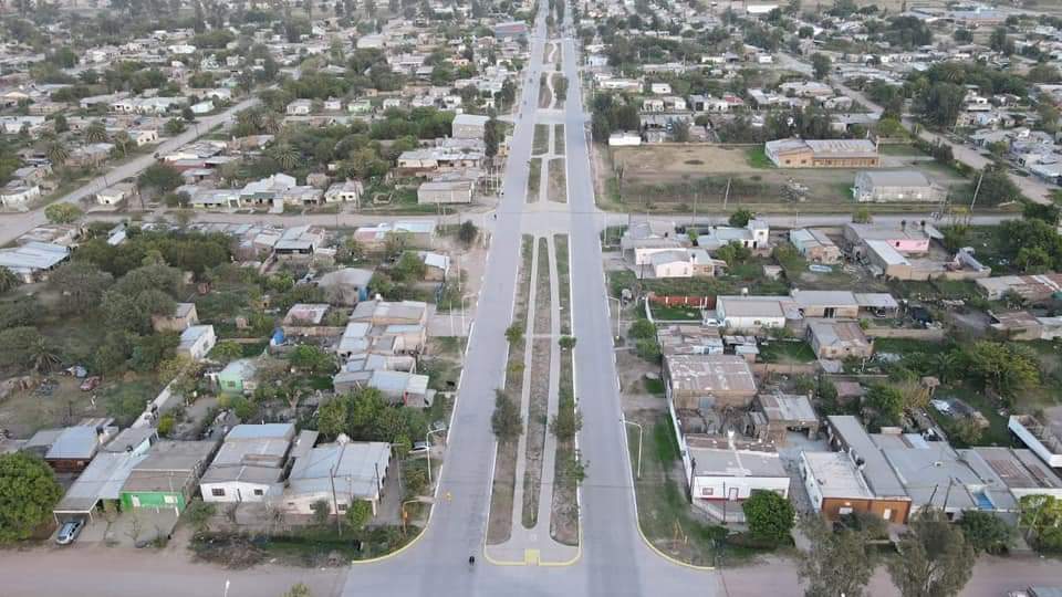 LAS SENDAS PEATONALES DE AV. BITTEL POR MEDIO DEL PROGRAMA “ARGENTINA HACE” EN LA ETAPA FINAL