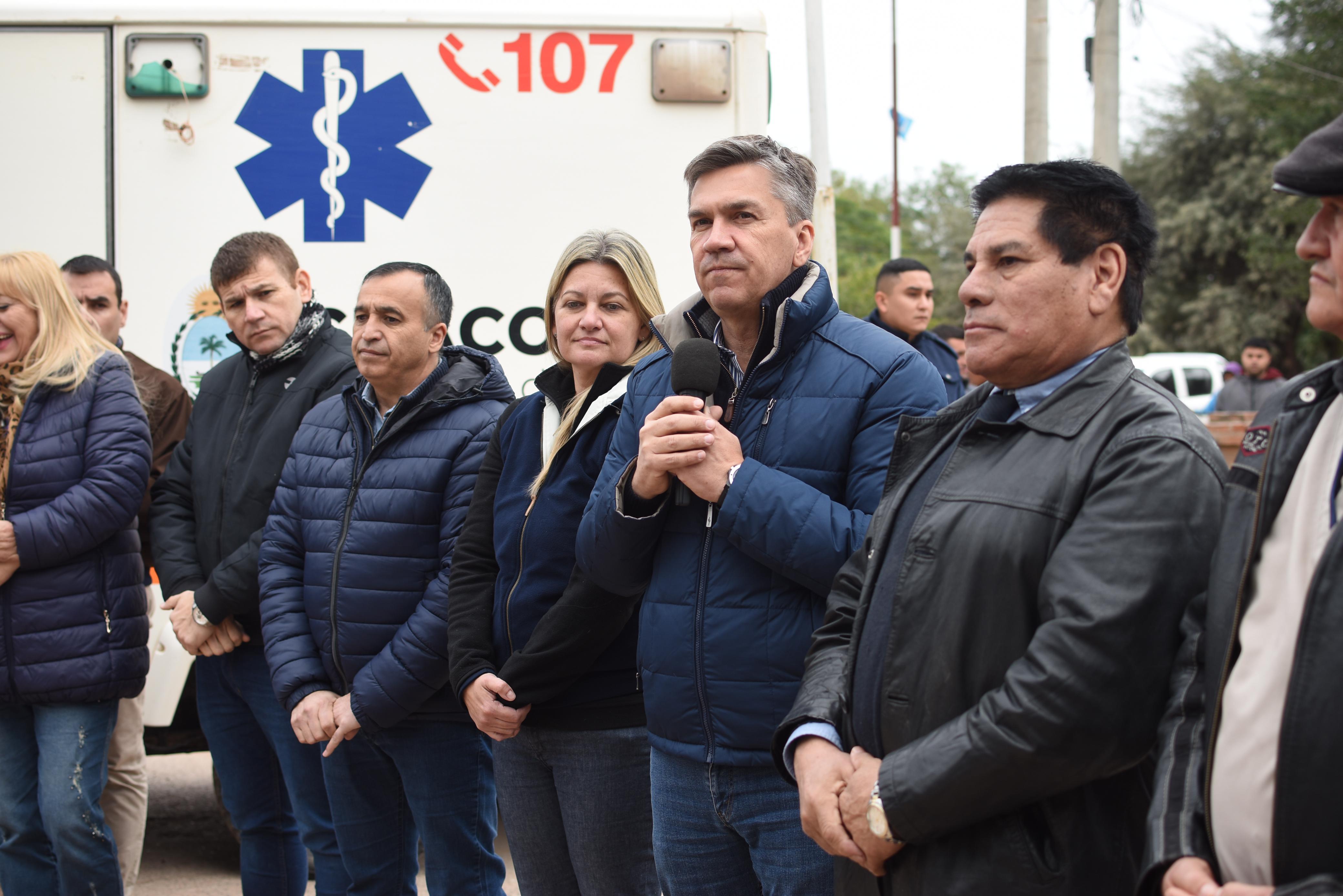 *MISIÓN NUEVA POMPEYA: EL GOBERNADOR ZDERO ENTREGÓ EQUIPAMIENTOS DE COMUNICACIONES PARA AMBULANCIAS, Y ADEMÁS, SE INCORPORARON NUEVOS MÉDICOS
