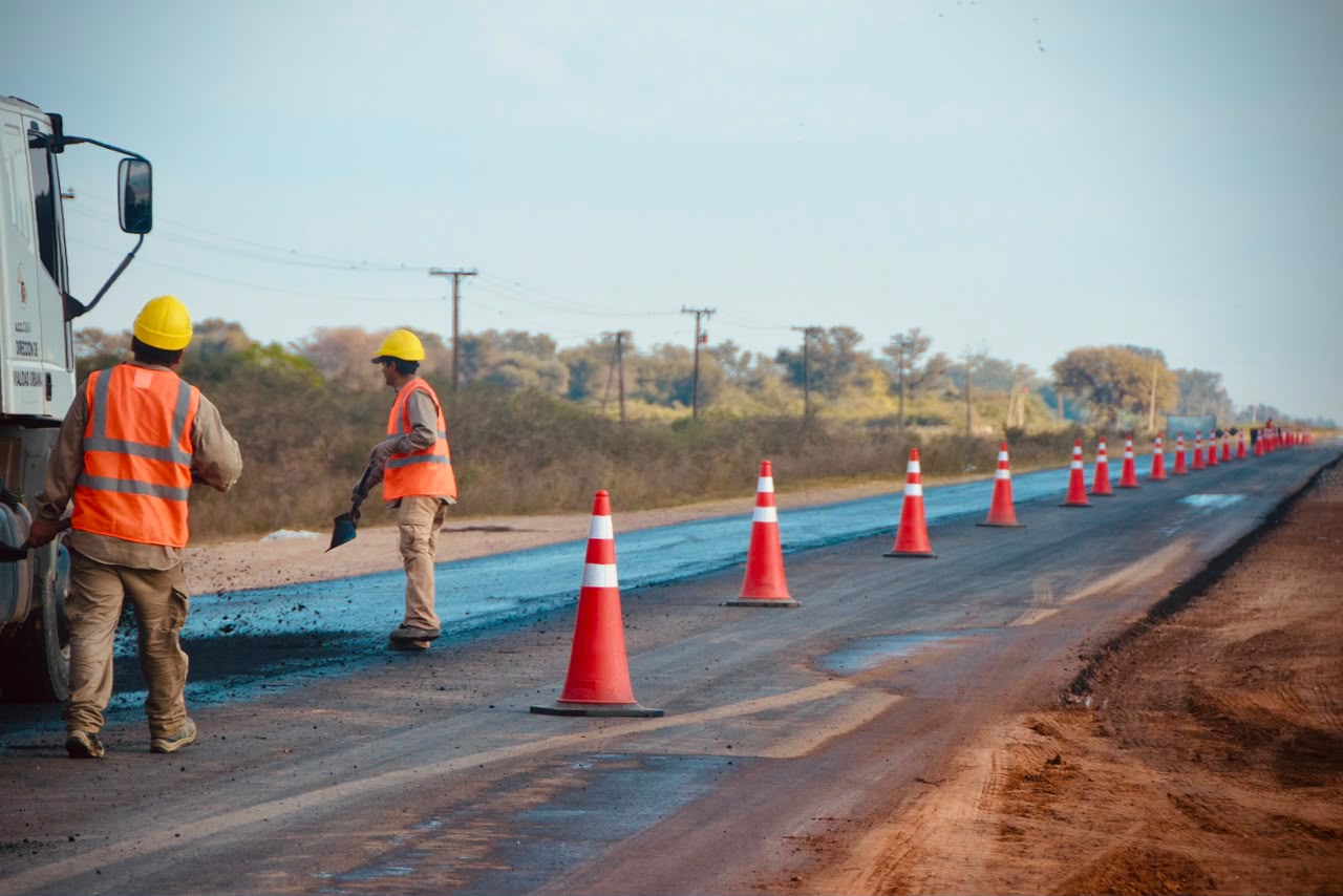 *LAS BRE&Ntilde;AS: EL GOBERNADOR ZDERO SUPERVIS&Oacute; EL AVANCE DE OBRAS EN LA RUTA PROVINCIAL N&ordm; 6*