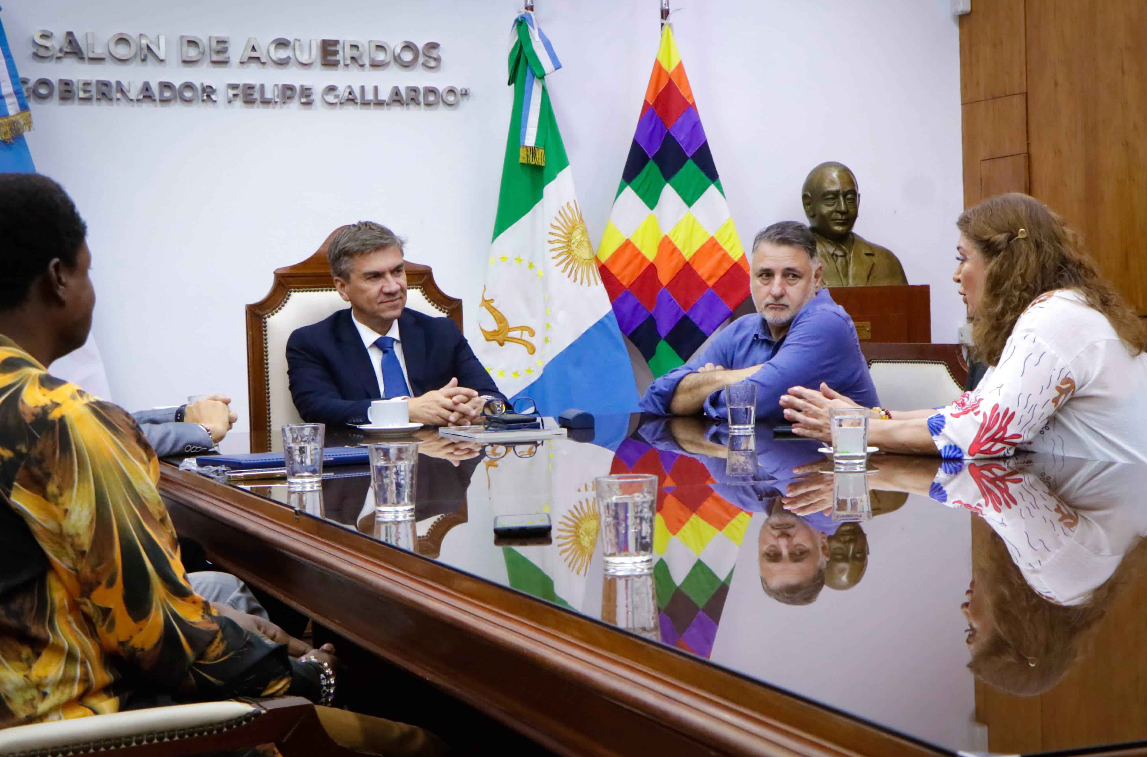 *CRUZADA EVANGELÍSTICA: EL GOBIERNO Y REFERENTES DEL MINISTERIO CRISTIANO INTERNACIONAL AVANZAN EN EL  EVENTO QUE SE REALIZARÁ EN RESISTENCIA*