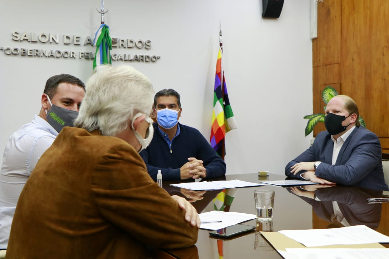 *NUEVA PROPUESTA ACADÉMICA: CAPITANICH RUBRICÓ CONVENIO CON UNCAUS PARA EL LANZAMIENTO DE LA DIPLOMATURA EN ESTUDIOS SOBRE POPULISMOS E IDENTIDADES POLÍTICAS*