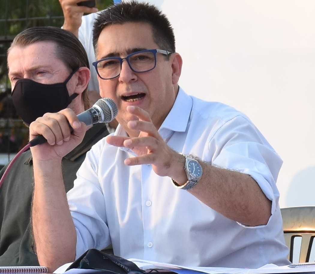 GUSTAVO MARTÍNEZ, INTENDENTE DE RESISTENCIA “Zdero y Polini no representan el cambio, usan el malhumor social para conseguir votos”