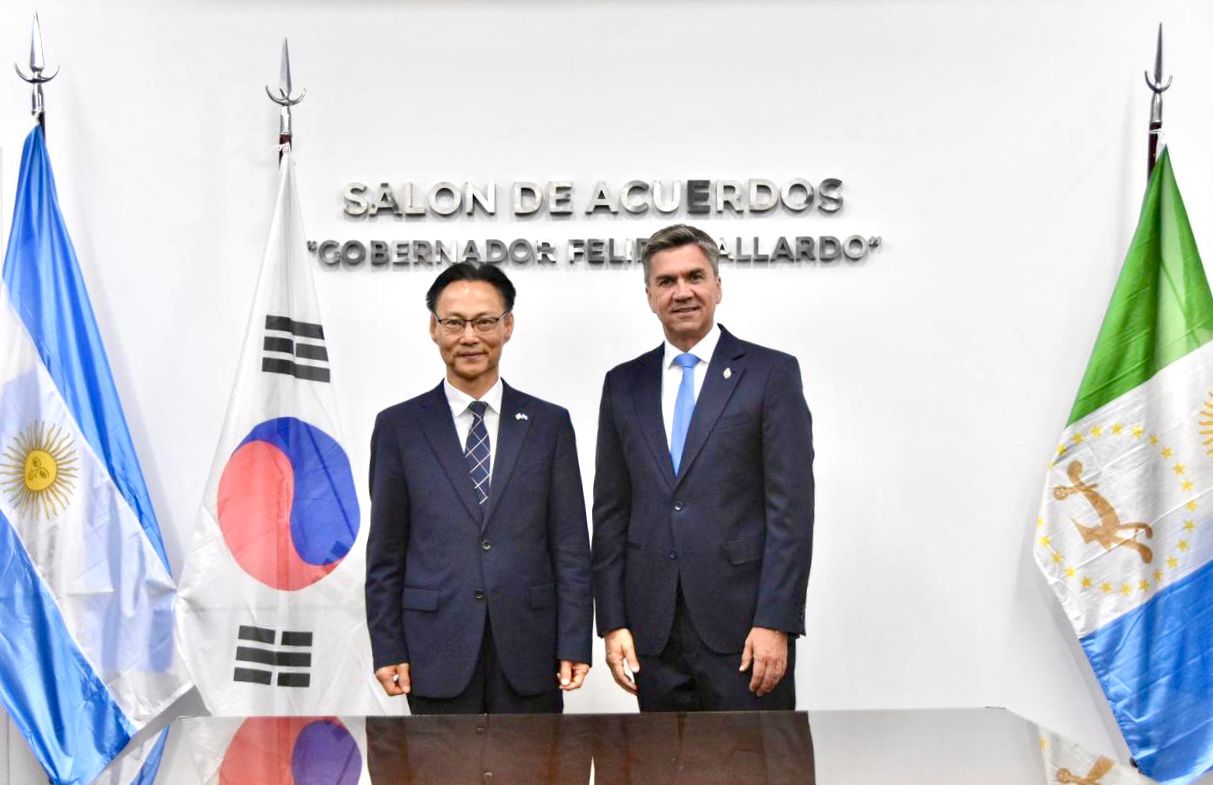 *ZDERO RECIBI&Oacute; AL EMBAJADOR DE COREA DEL SUR PARA FORTALECER V&Iacute;NCULOS COMERCIALES*