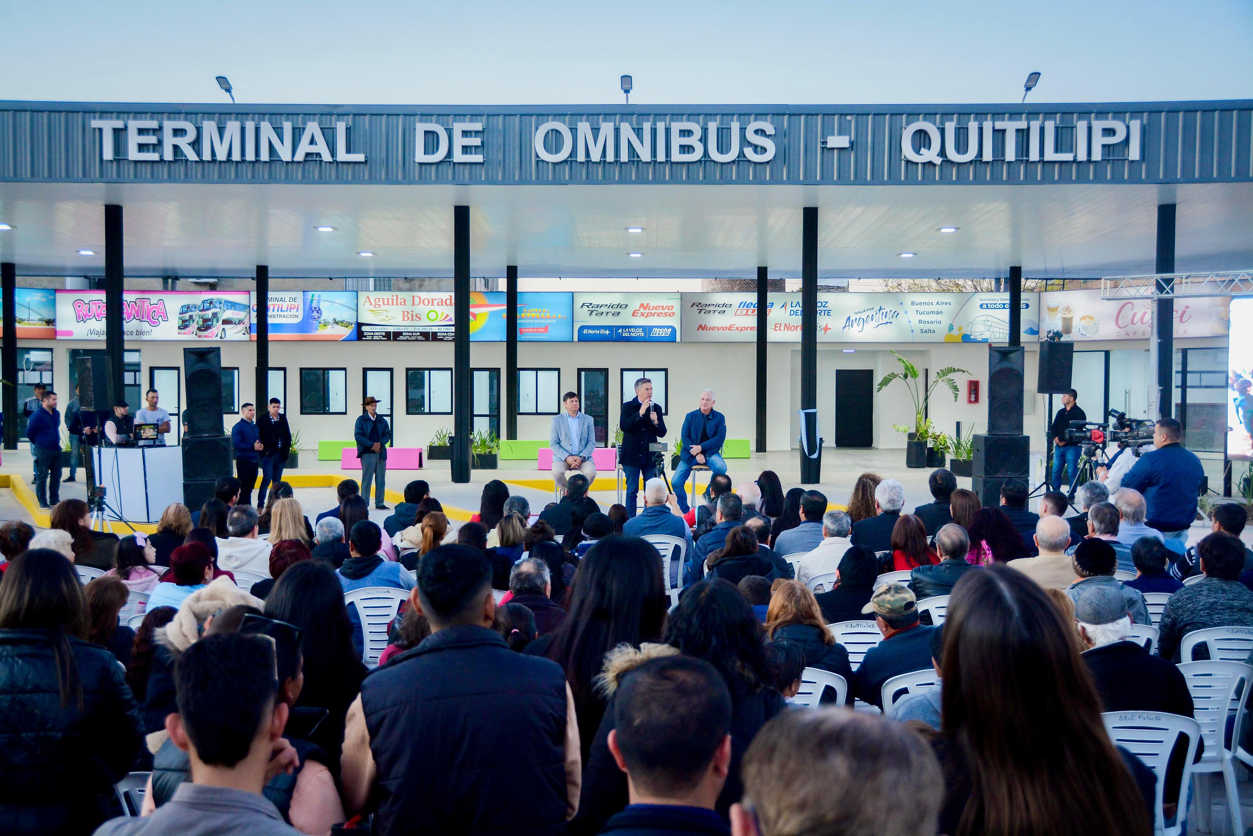*QUITILIPI: EL GOBERNADOR ZDERO INAUGURÓ LA TERMINAL DE ÓMNIBUS Y EL MUNICIPIO LOCAL YA LA PONE EN FUNCIONAMIENTO*
