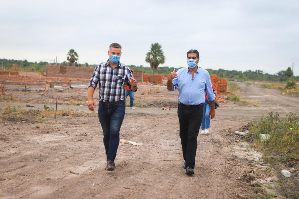 NUEVO SUR RESISTENCIA: CAPITANICH SUPERVISÓ LA CONSTRUCCIÓN DE 1.000 VIVIENDAS QUE ESTARÁN TERMINADAS ESTE AÑO