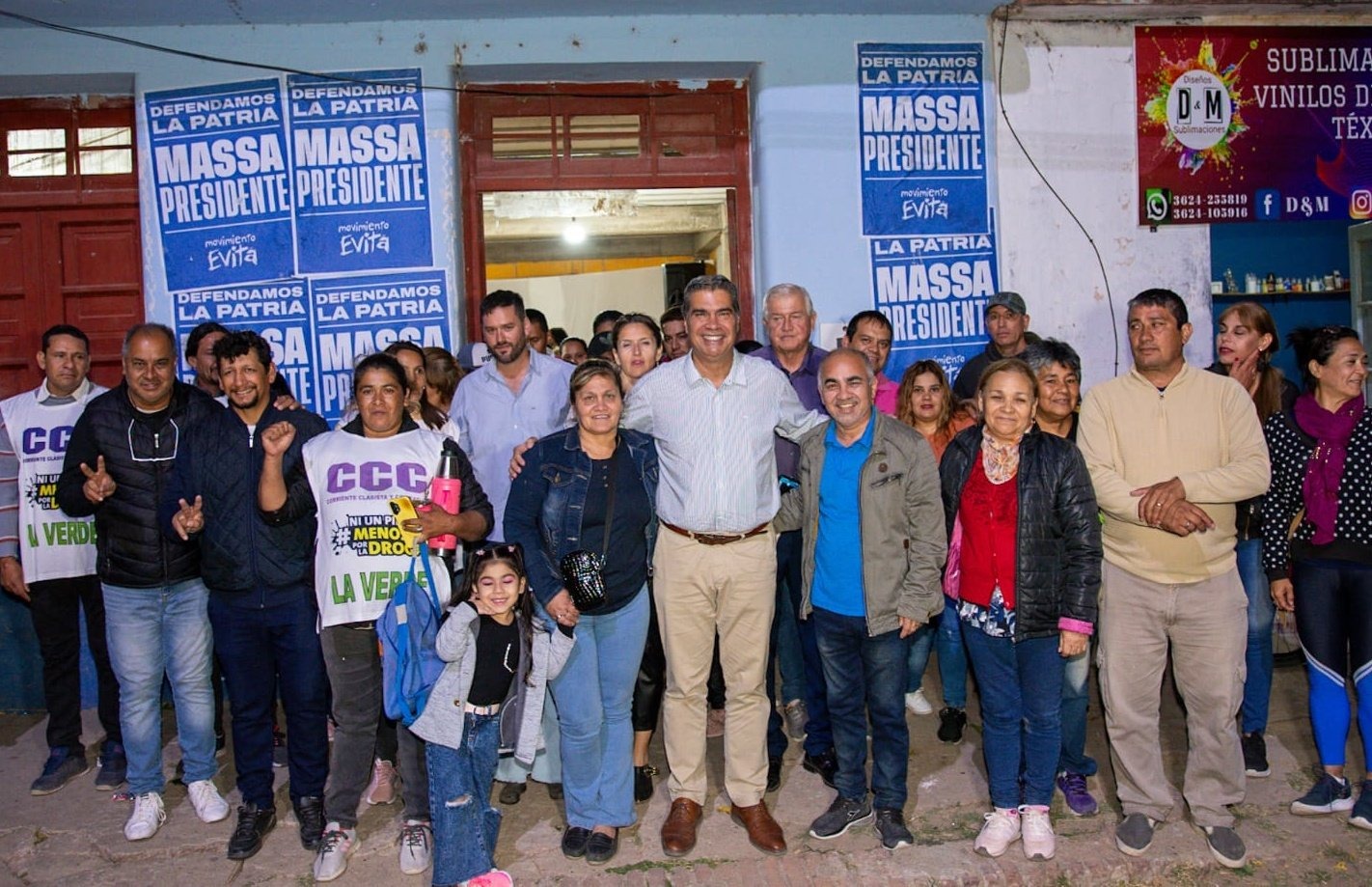 *Capitanich participó de encuentros en apoyo a Sergio Massa en cinco localidades*