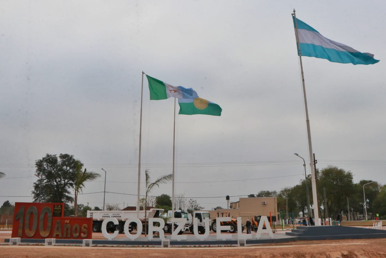 *EN CORZUELA, CAPITANICH ENTREGÓ MAQUINARIAS PARA FORTALECER EL PARQUE AUTOMOTOR DEL MUNICIPIO*