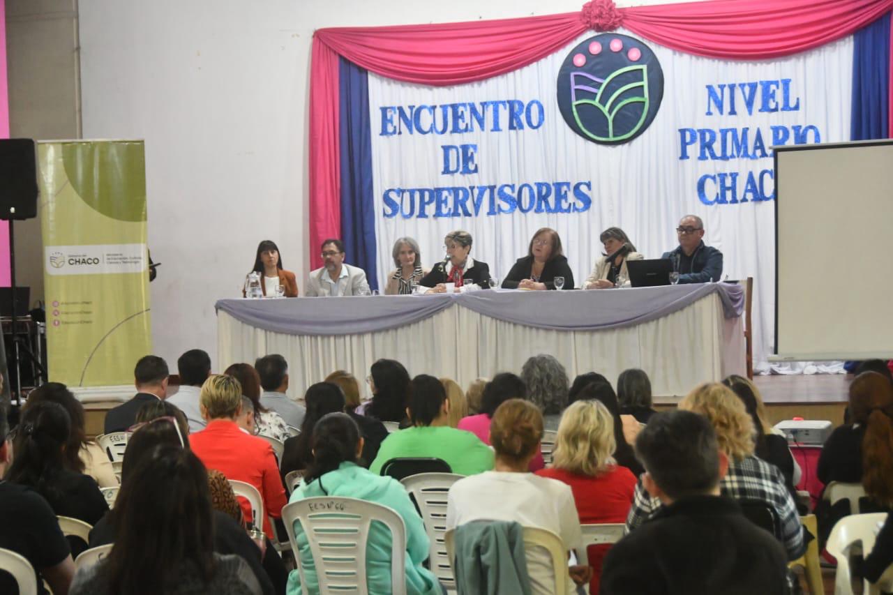 *ENCUENTRO PROVINCIAL DE SUPERVISORES DE NIVEL PRIMARIO PARA EL FORTALECIMIENTO DE LAS POLÍTICAS EDUCATIVAS EN TERRITORIO*
