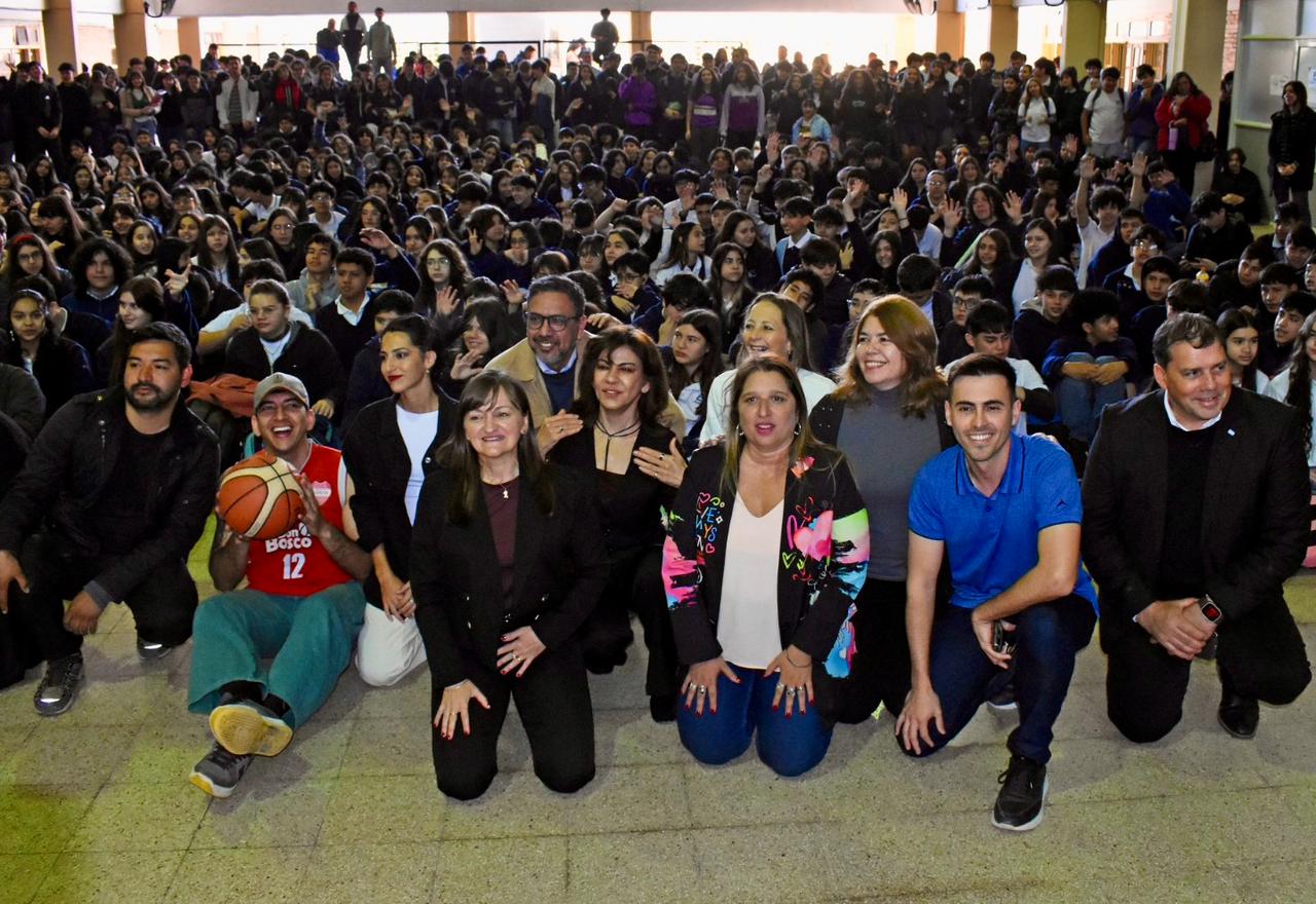 LA VICEGOBERNADORA SCHNEIDER ENCABEZÓ JORNADA DE PREVENCIÓN Y SALUD INTEGRAL EN ADOLESCENTES