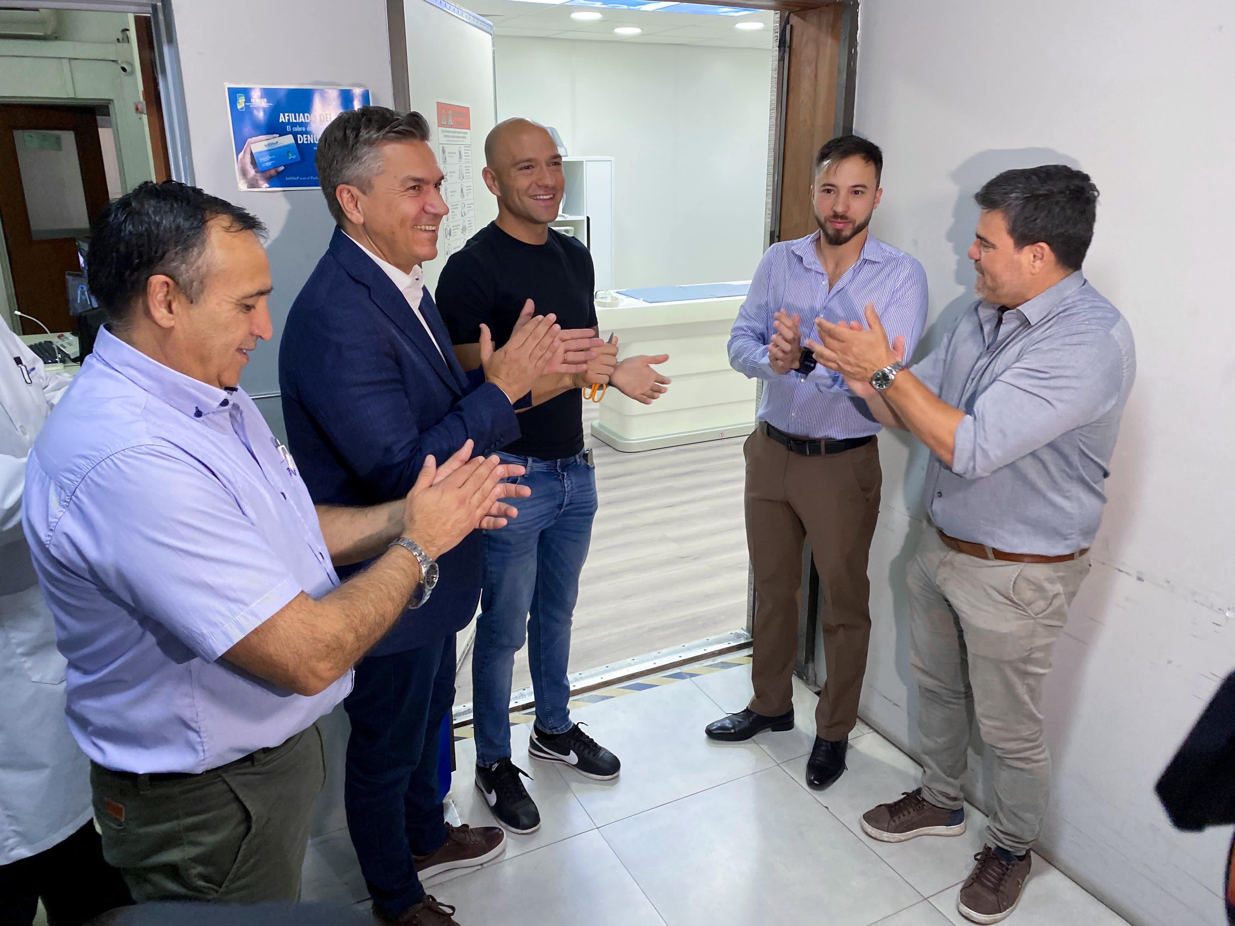 INSTITUTO CONSULTORIO RADIOLÓGICO RESISTENCIA: EL GOBERNADOR ZDERO ACOMPAÑÓ LA HABILITACIÓN DEL NUEVO EQUIPO DE RESONANCIA MAGNÉTICA