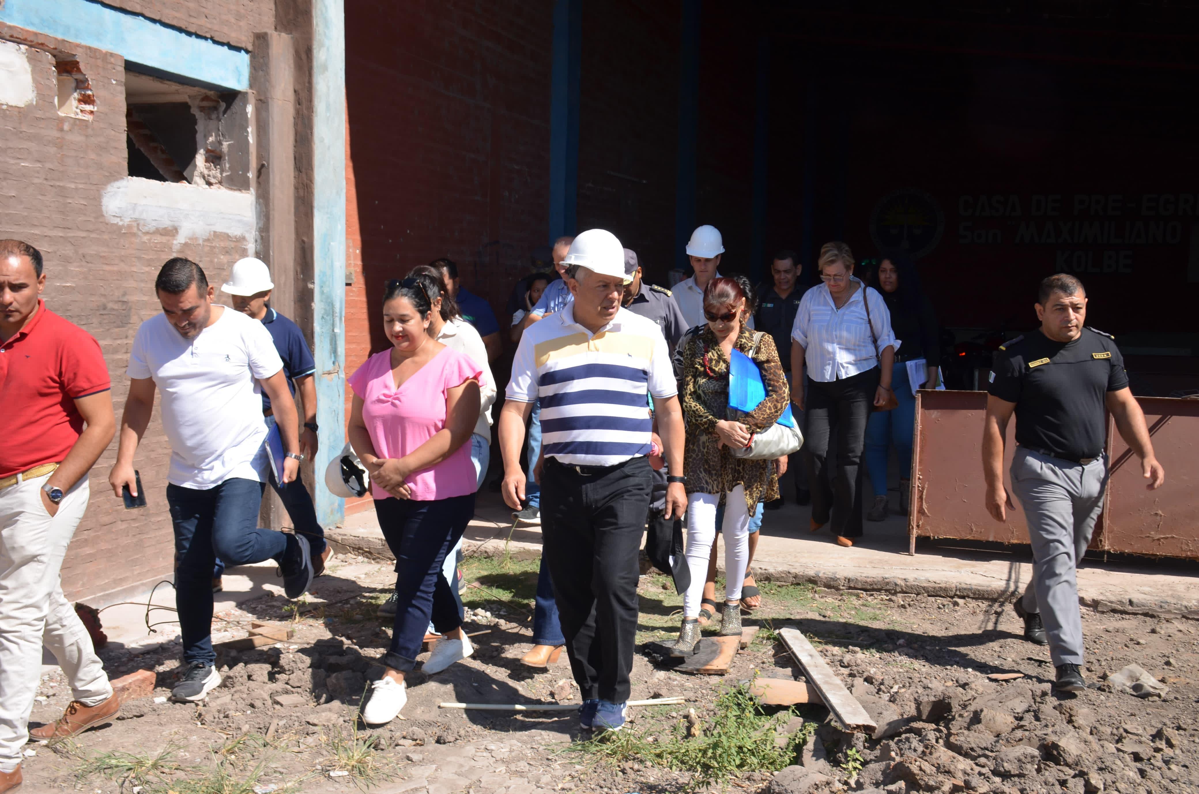 *UNIDAD PENITENCIARIA VI: EL MINISTRO DE SEGURIDAD RECORRIÓ EL AVANCE DE LAS OBRAS*