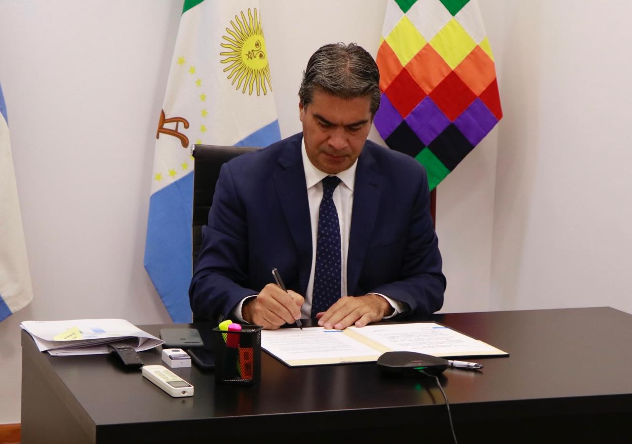 *CAPITANICH FIRMÓ UN ACUERDO DE HERMANAMIENTO ENTRE CHACO Y LA PROVINCIA CHINA DE HENAN: “ES EL PRINCIPIO DE LA CONSTRUCCIÓN DE GRANDES LOGROS”*