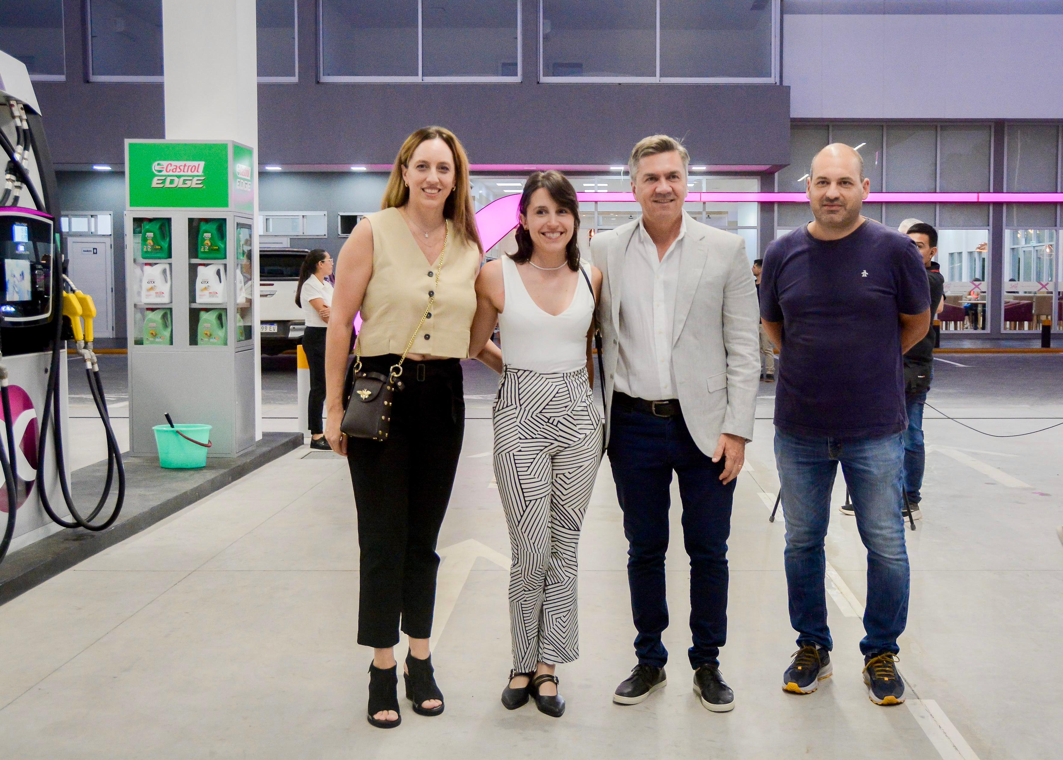 INAUGURACIÓN DE LA ESTACIÓN DE SERVICIO AXION, EN PUERTO TIROL: “ES UN GUSTO ACOMPAÑAR A QUIENES TIENEN GANAS DE INVERTIR EN LA PROVINCIA” MANIFESTÓ EL GOBERNADOR