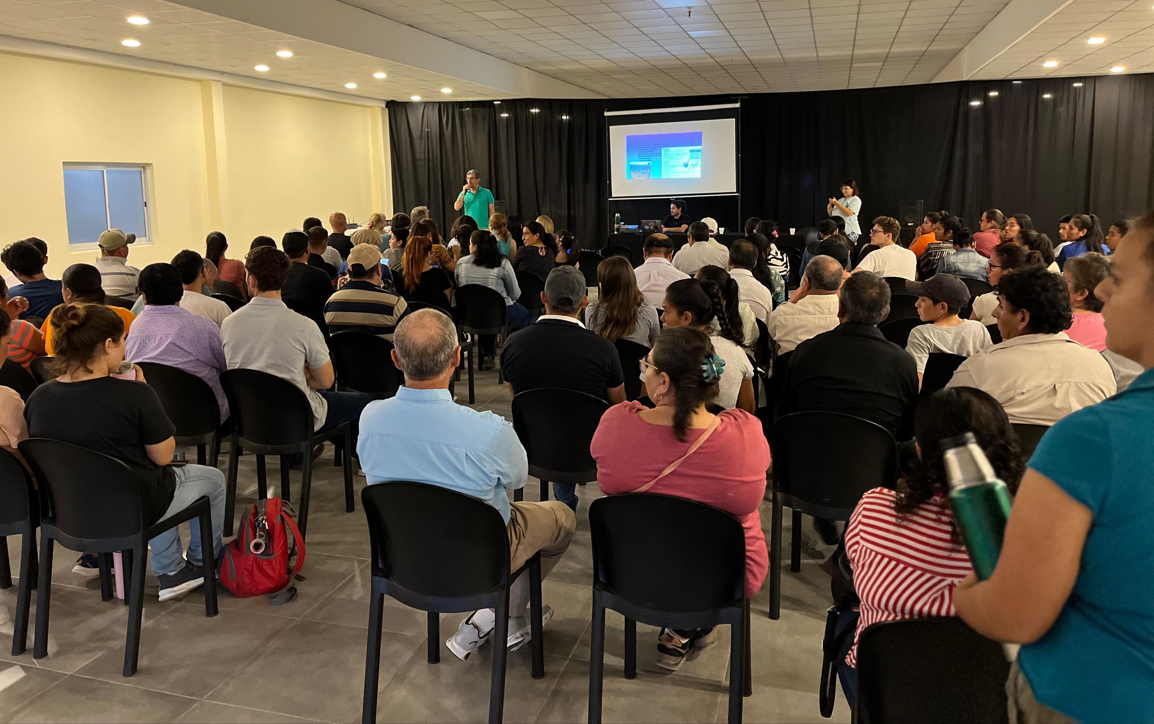 VILLA ÁNGELA: EL GOBIERNO PROVINCIAL LANZÓ EL PROGRAMA “AVI CHACO” PARA PEQUEÑOS Y MEDIANOS PRODUCTORES