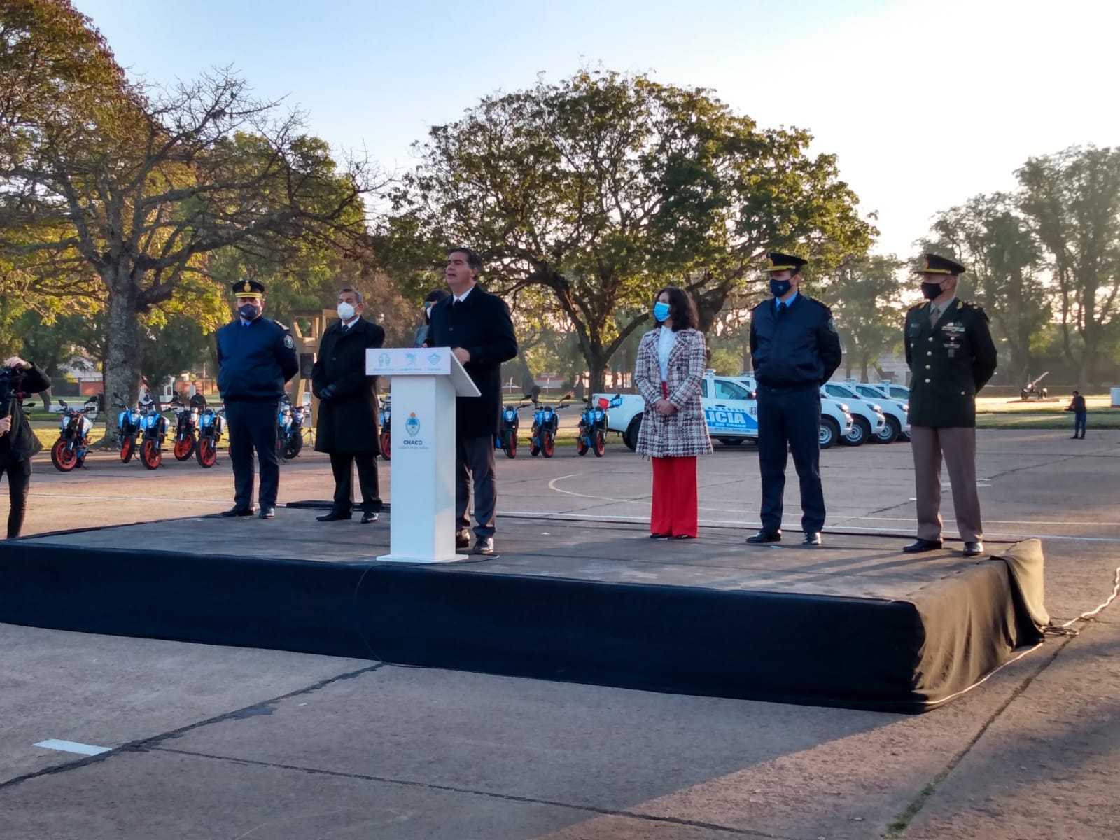 Capitanich anunció aumento salarial y nuevos ascensos para la Policía del Chaco