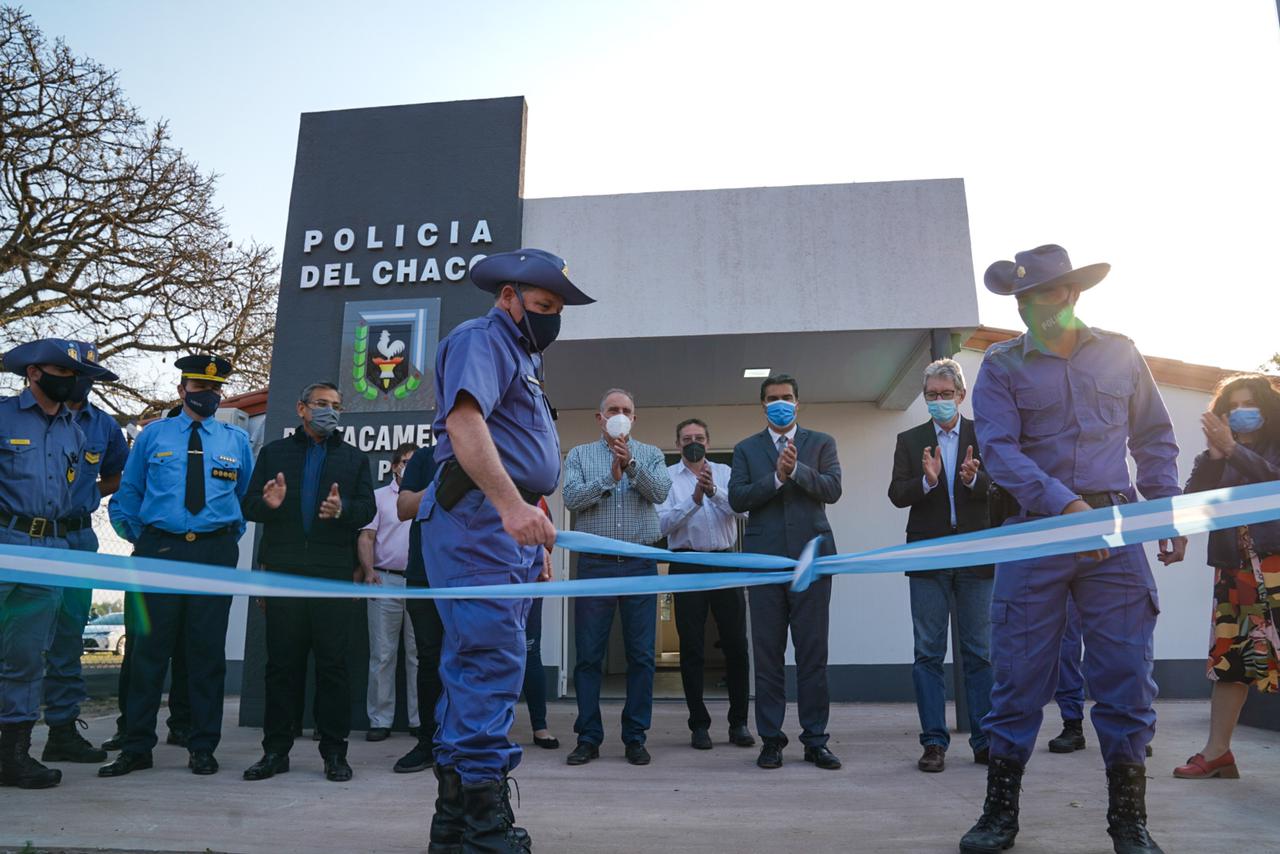 COLONIA POPULAR: EL GOBERNADOR INAUGURÓ EL CENTRO DE SALUD Y EL DESTACAMENTO DE POLICÍA