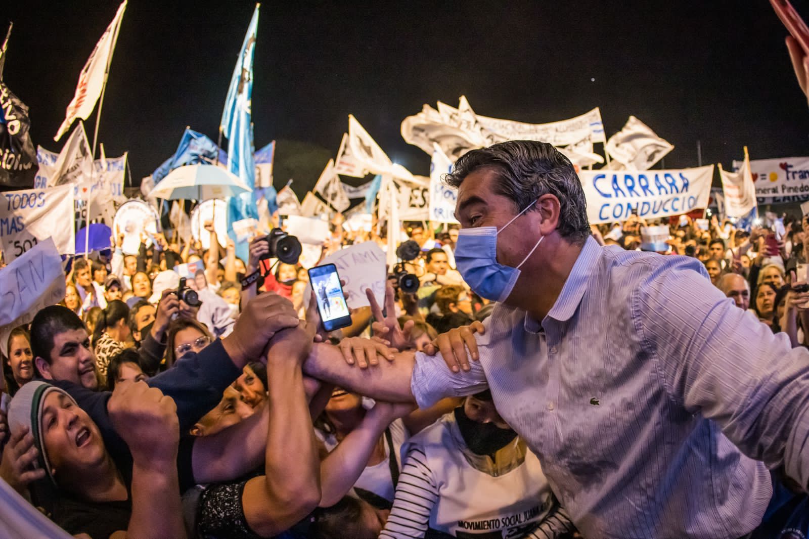 LISTA 501  DESDE SÁENZ PEÑA, CAPITANICH ENCABEZÓ EL ACTO POR EL DÍA DE LA LEALTAD: “ESA MILITANCIA DE NUESTRA PATRIA SUBLEVADA ES LA QUE EL 14 DE NOVIEMBRE TIENE QUE GARANTIZAR LA VICTORIA” 