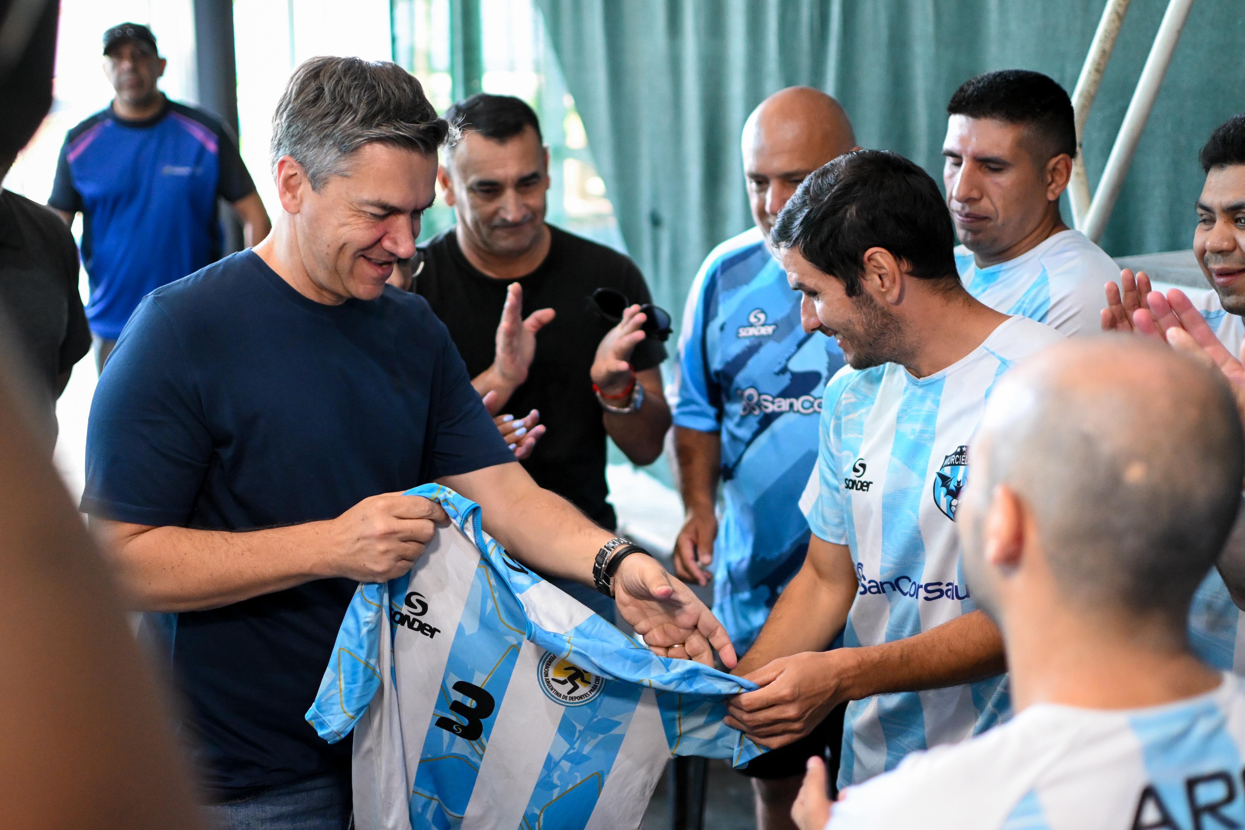 *EL GOBERNADOR ZDERO ACOMPA&Ntilde;&Oacute; A LOS MURCI&Eacute;LAGOS Y FORTALECI&Oacute; EL IMPULSO AL DEPORTE INCLUSIVO*