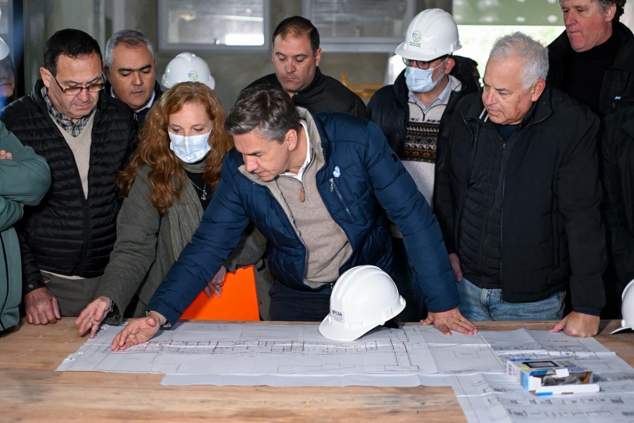 *CON OPERATIVO DE SALUD Y ANUNCIOS DE OBRAS, ZDERO LLEV&Oacute; RESPUESTAS HIST&Oacute;RICAS A VILLA &Aacute;NGELA*