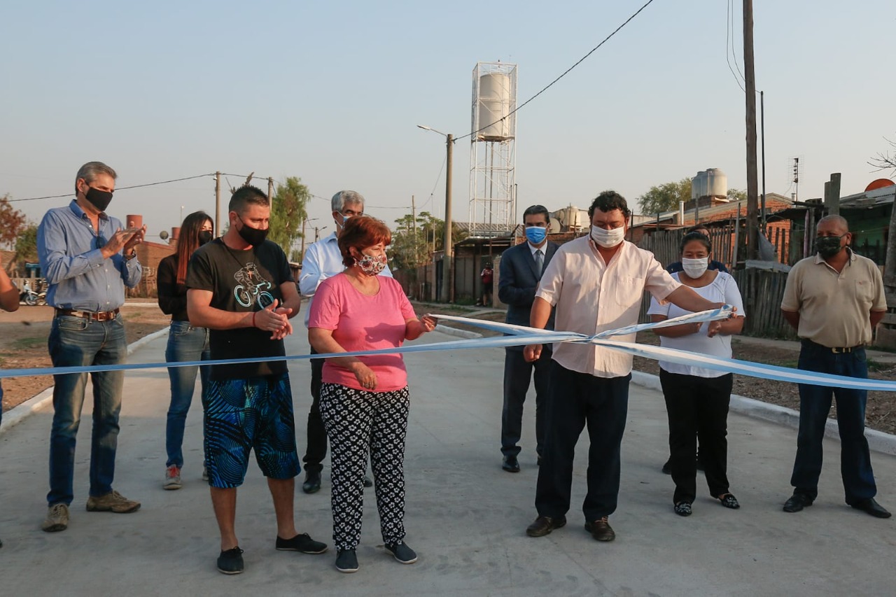 EL GRAN TOBA AVANZA HACIA LA URBANIZACIÓN TOTAL: CAPITANICH INAUGURÓ 14 CUADRAS DE PAVIMENTO