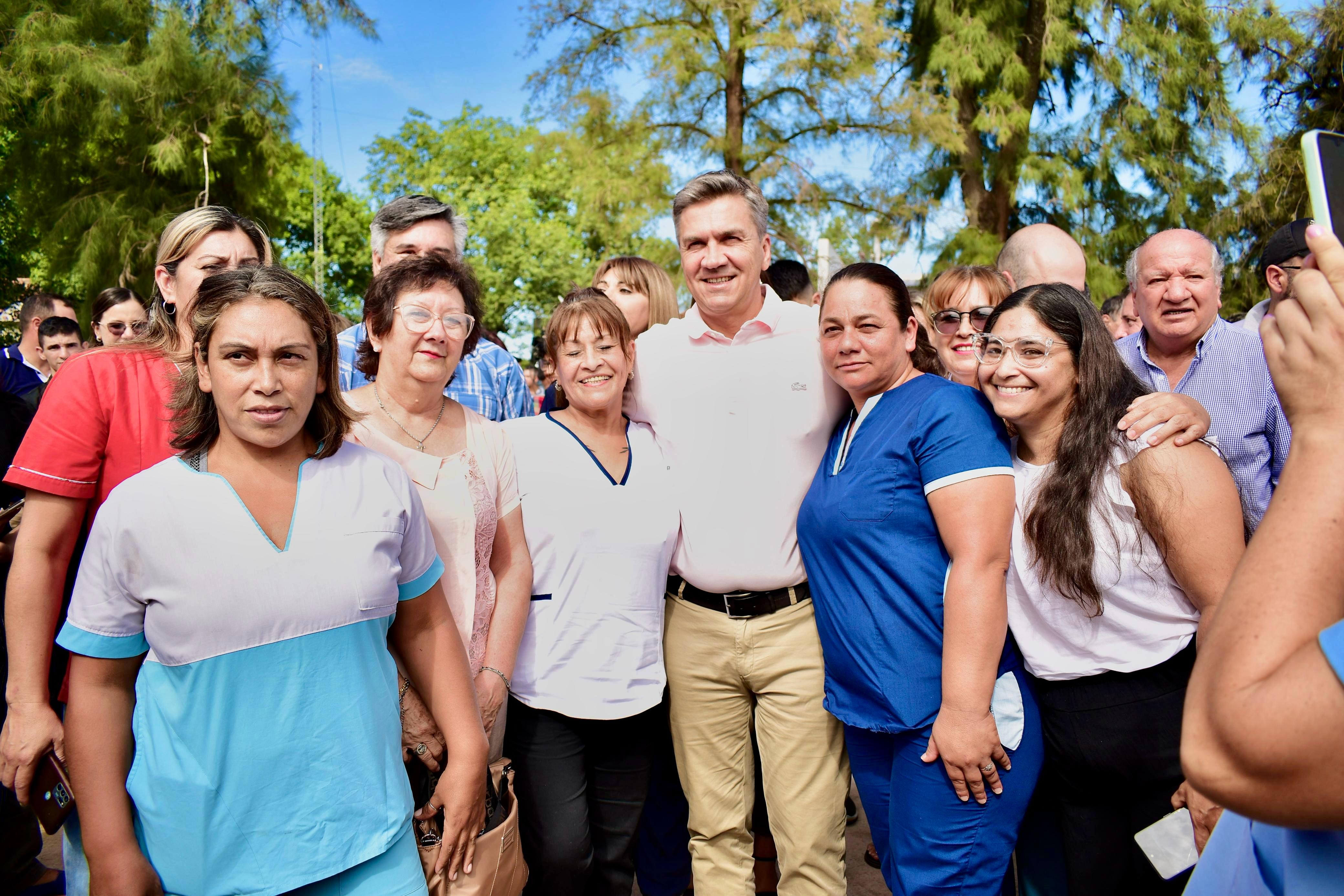 *GRAL. SAN MARTÍN: EL GOBERNADOR ZDERO CONSTATÓ EL AVANCE DE OBRAS DEL HOSPITAL “FÉLIX A. PÉRTILE” Y ENTREGÓ UNA AMBULANCIA*